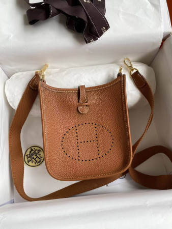 Hermès Evelyne Bag 16CM