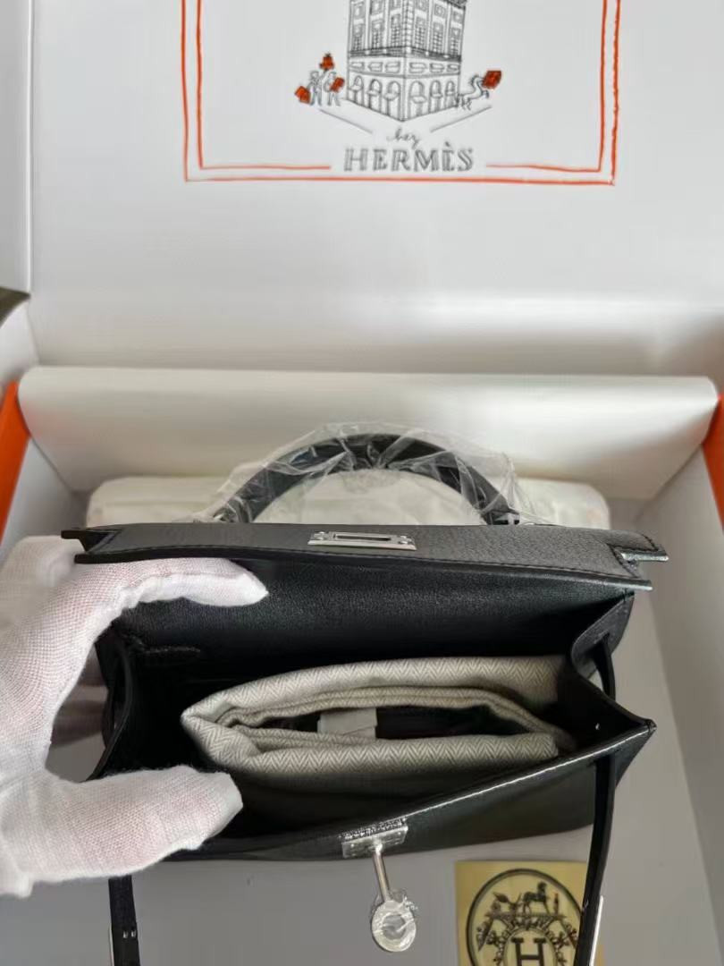 Hermès Mini Kelly Chèvre 19 19×6×12cm