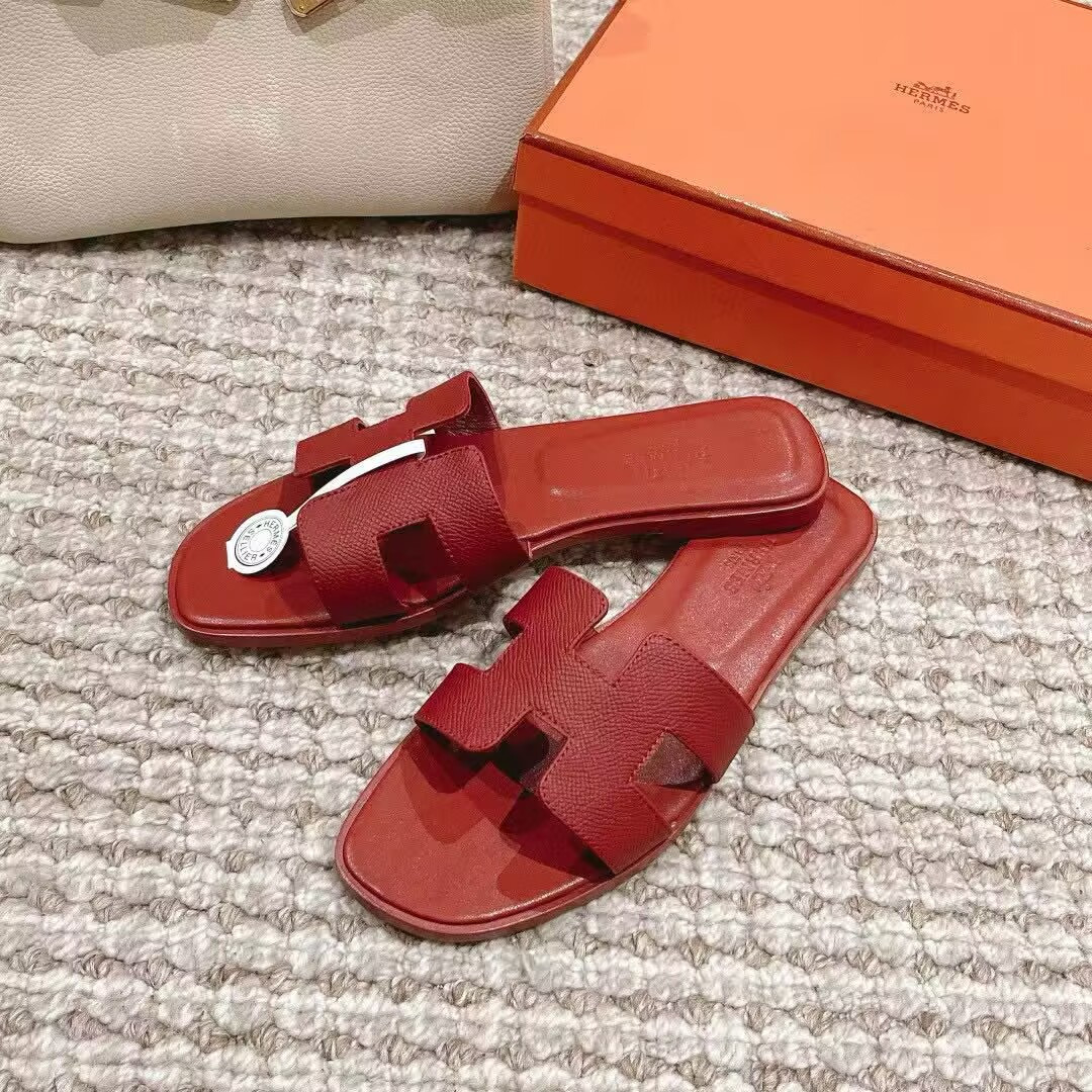 UA Hermès Oran sandal