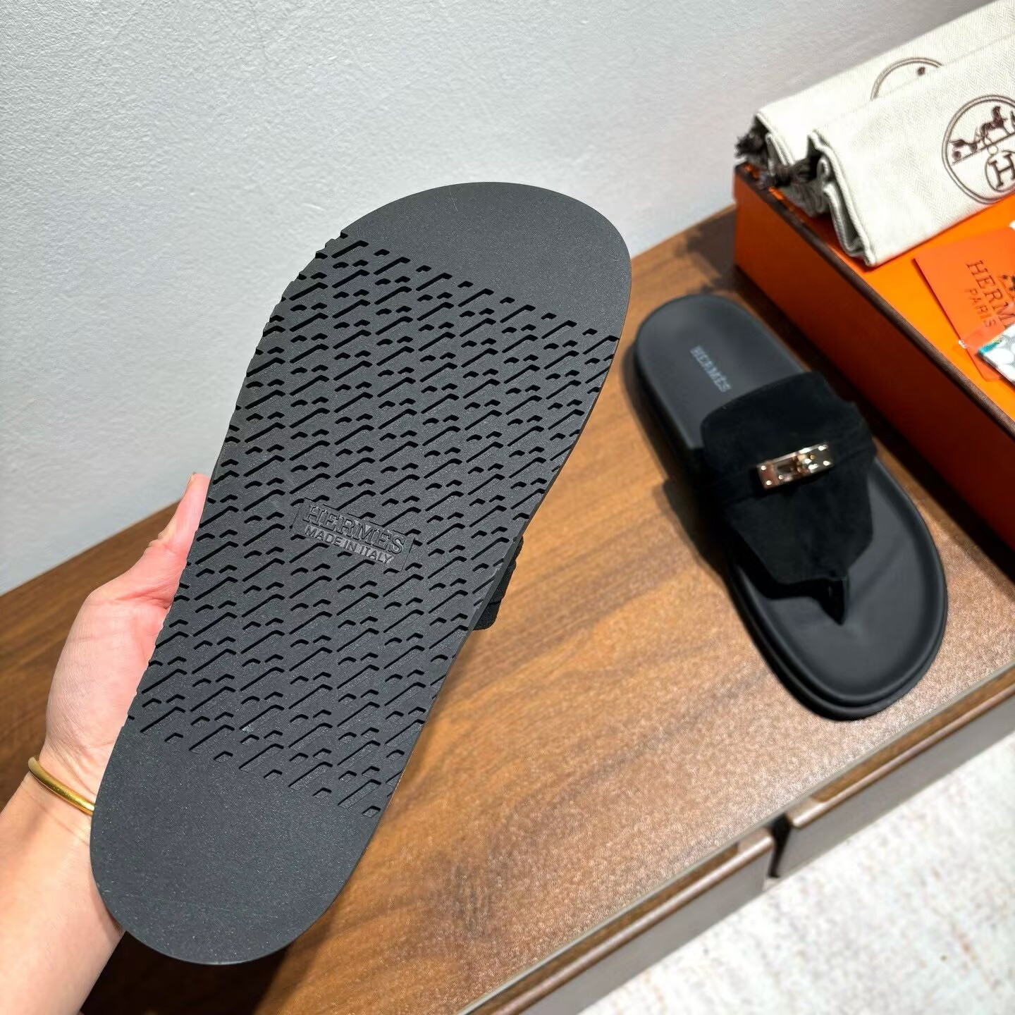 UA Hermès Empire Sandal Gold hardware