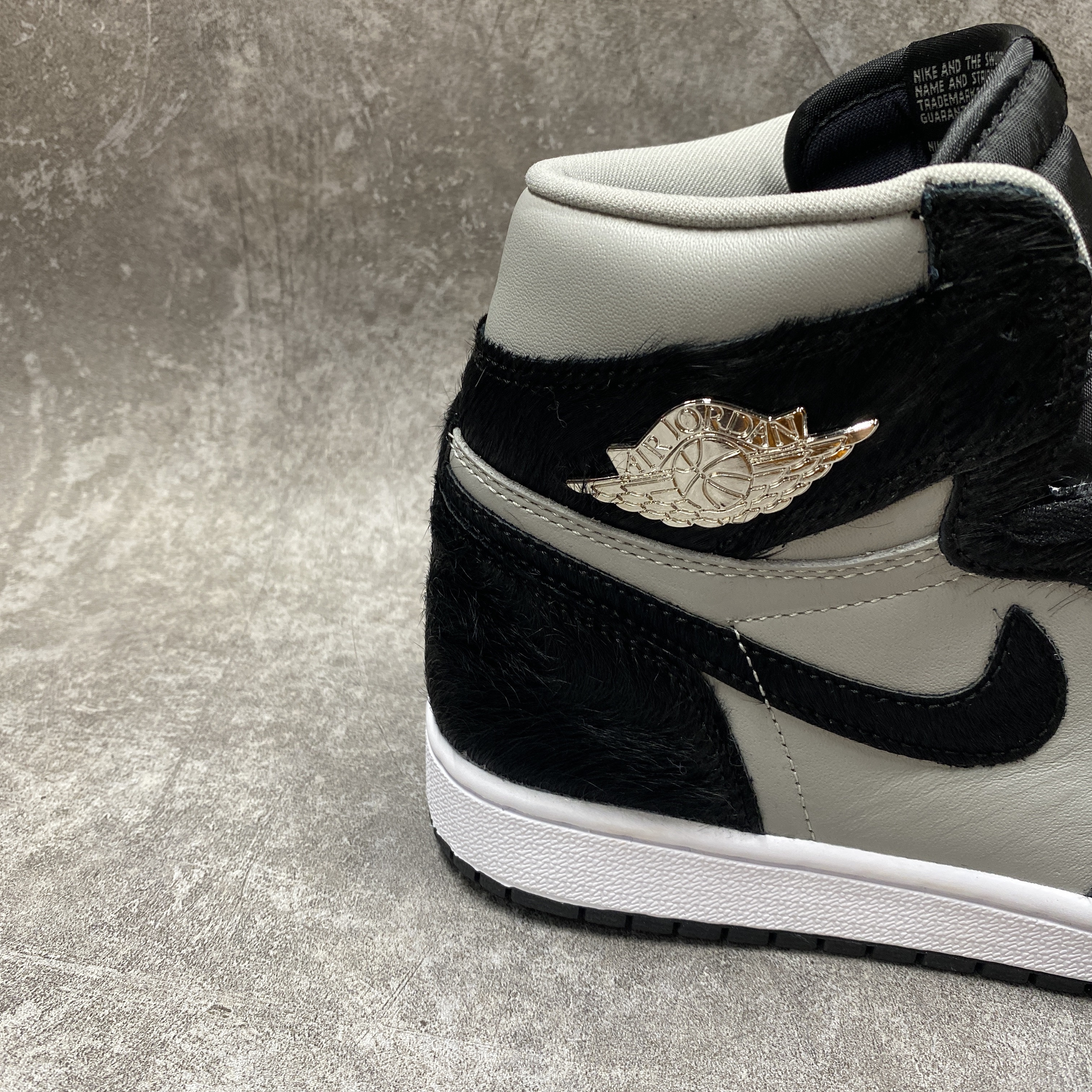 Airi Jordan 1 Retro High OG Twist 2.0