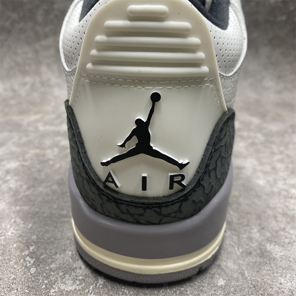 AIR JORDAN 3 RETRO 