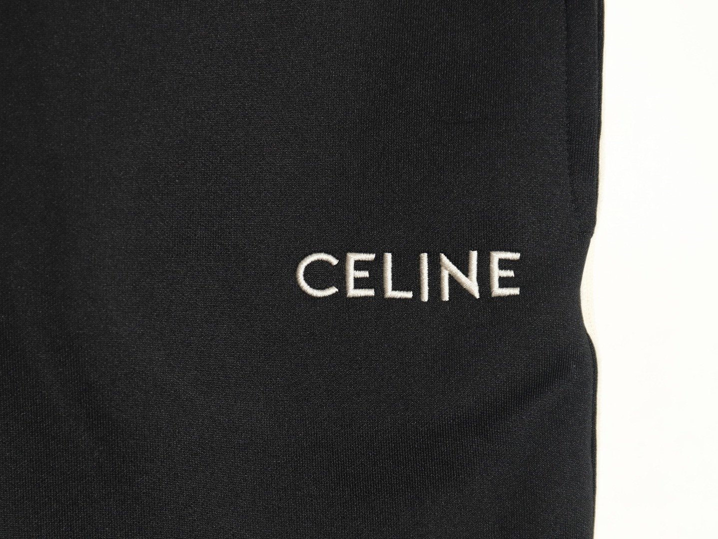 Ce**e 23fw pants suit