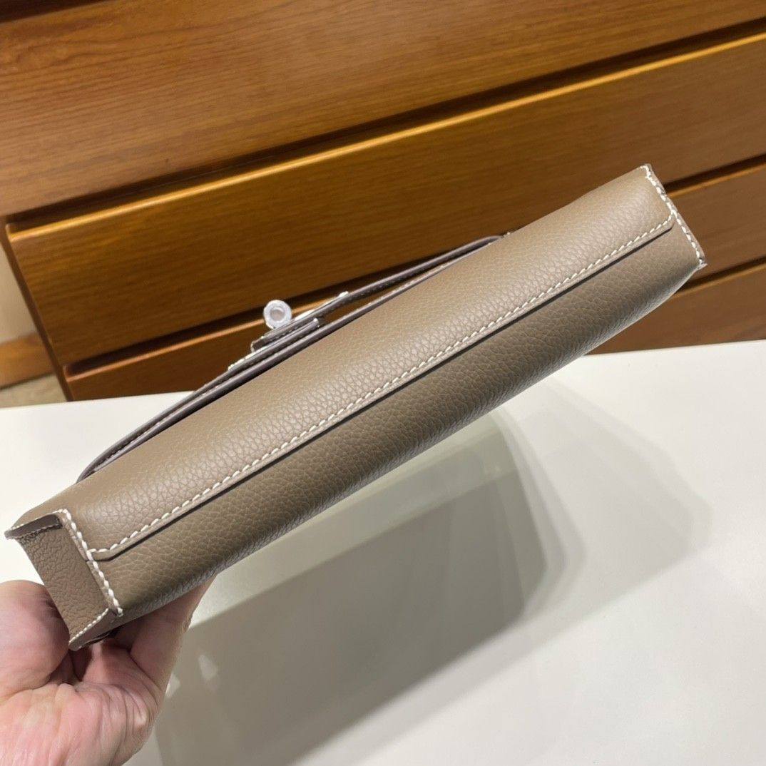 Hermès Kelly Depeches Togo 25cm