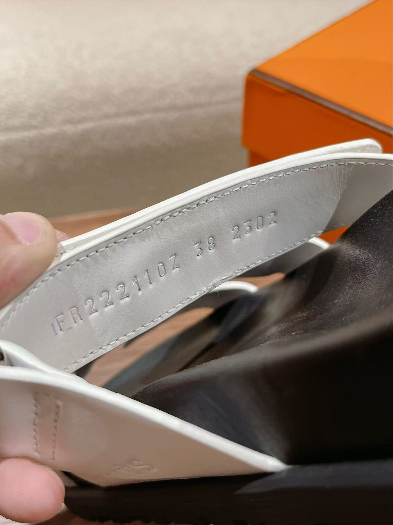 UA Hermès Chypre Sandal