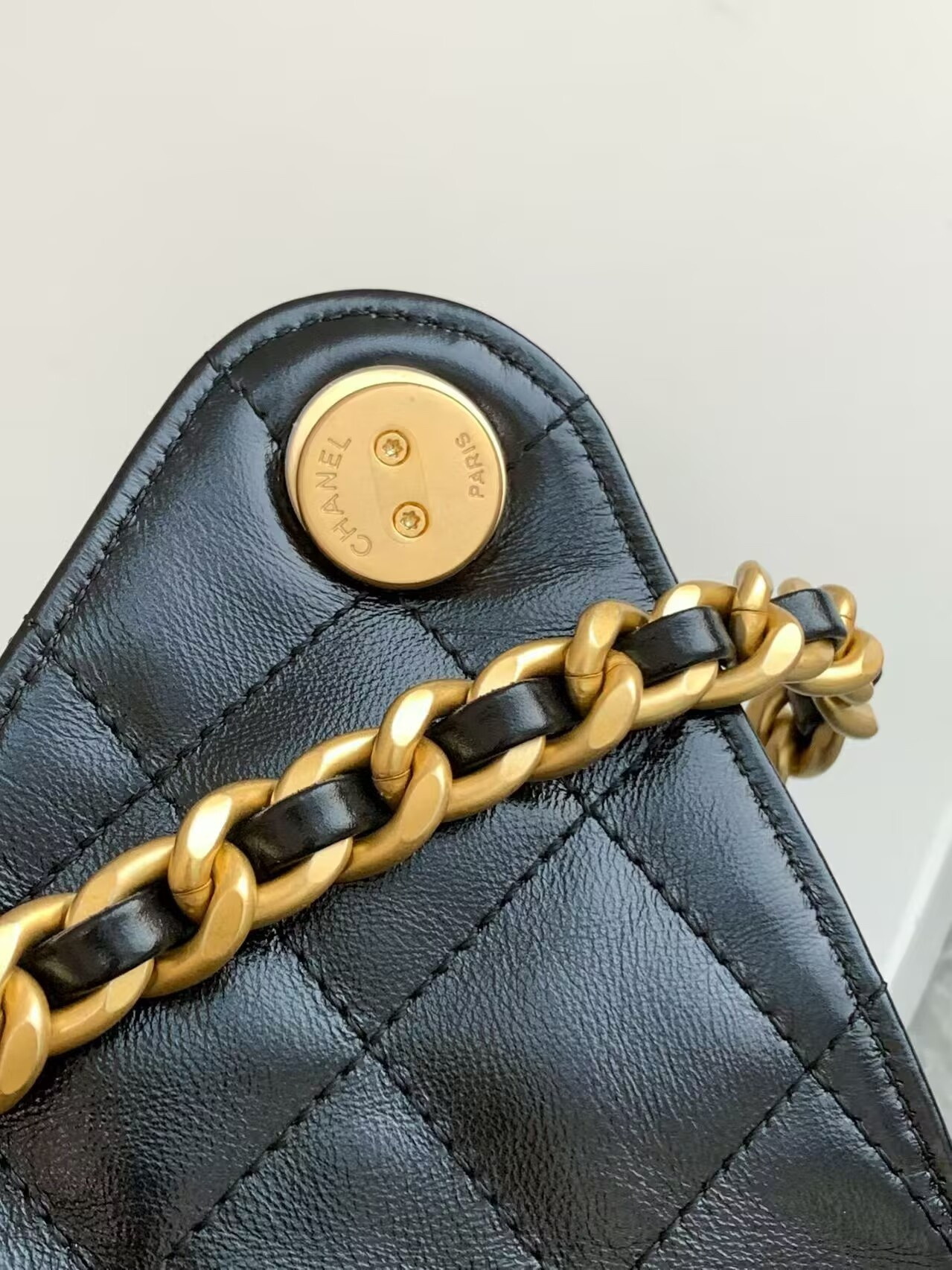 Ch*el 25c bucket bag 40x30x15cm