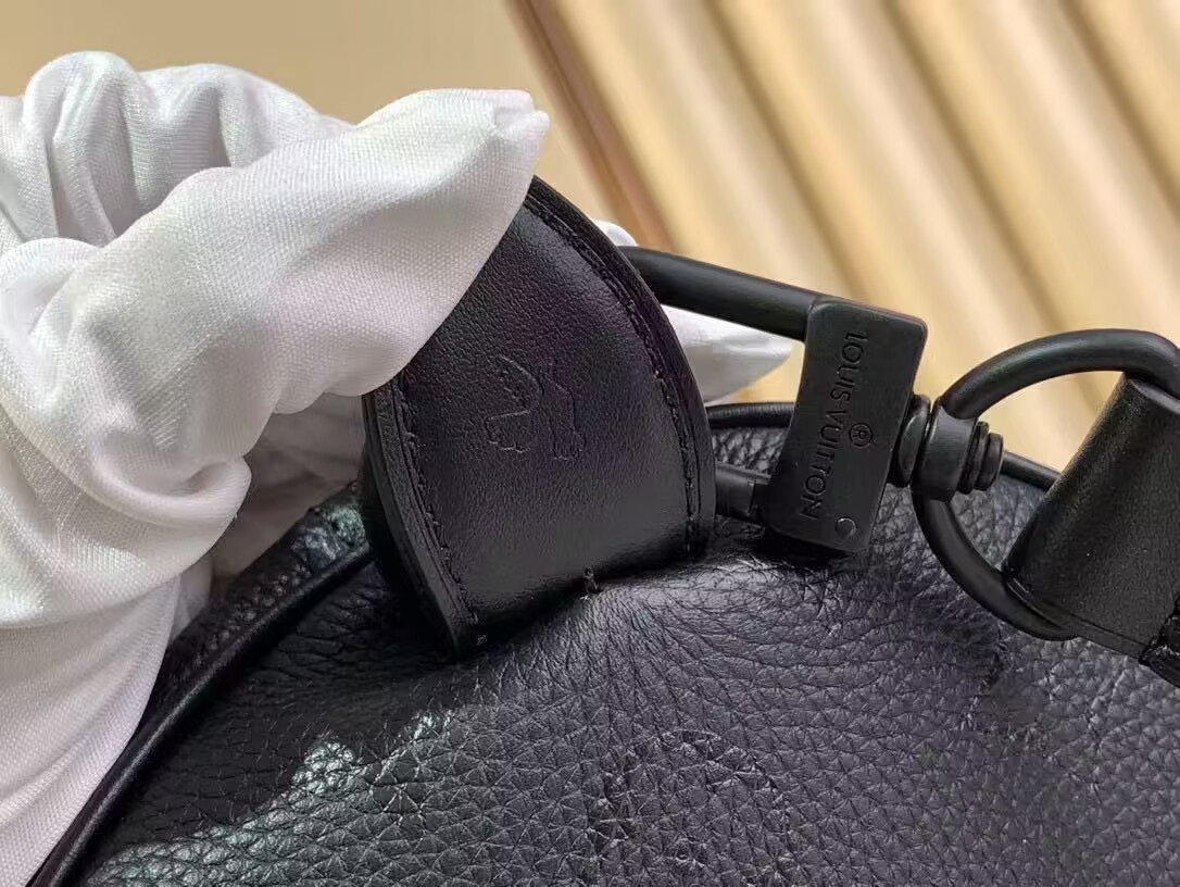 LV Speedy P9 Bandoulière 30 M13904