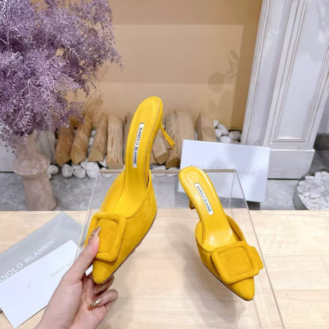 UA Manolo Blahnik Mules 7.5cm