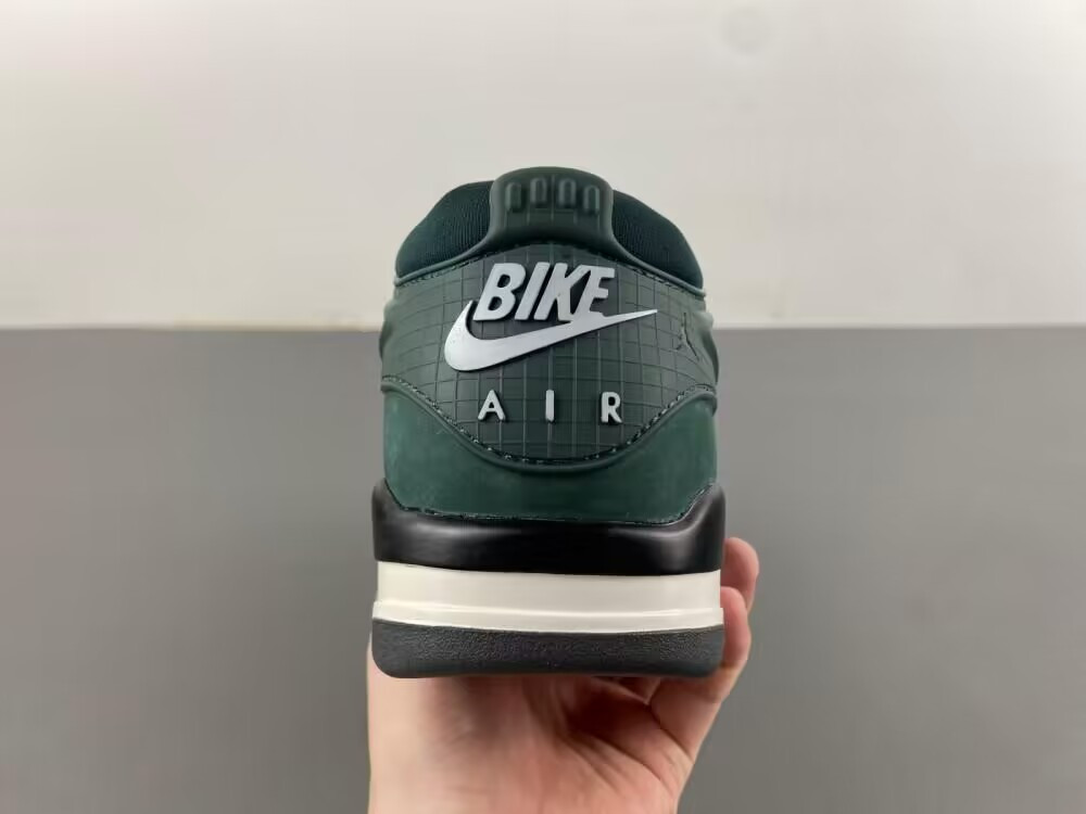 UA Jordan 4 RM SP Nigel Sylvester Grandma