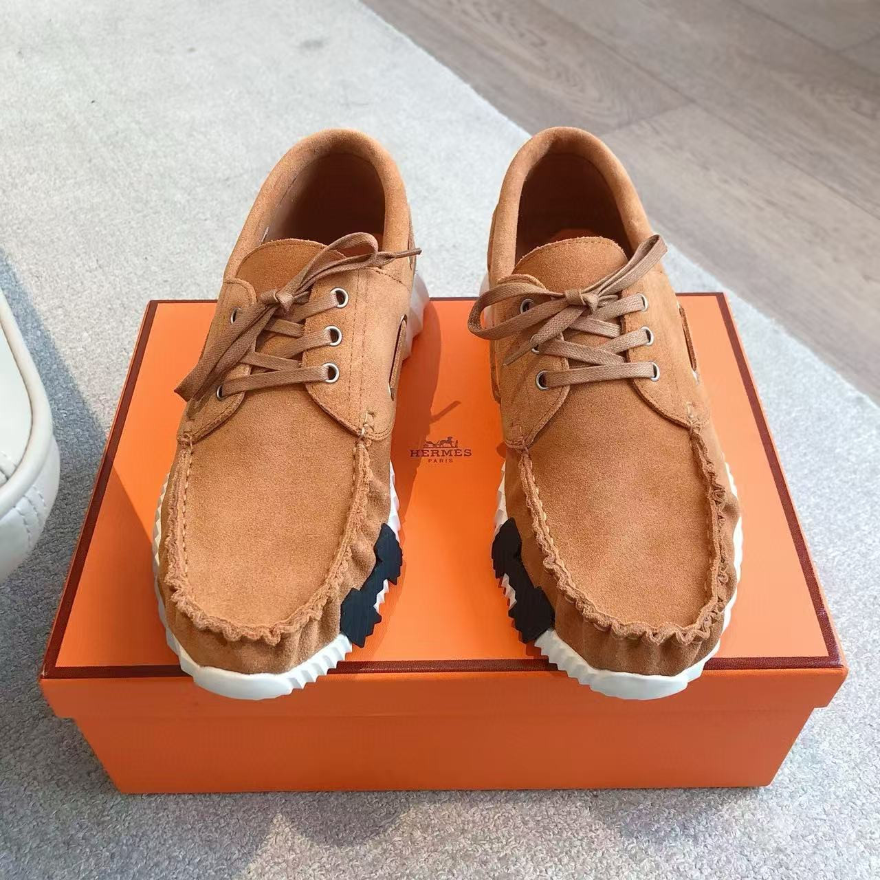 UA Hermès Ketch sneaker