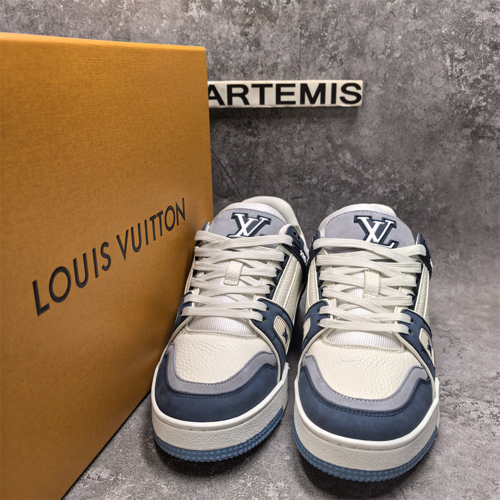 UA LV Trainer Sneaker