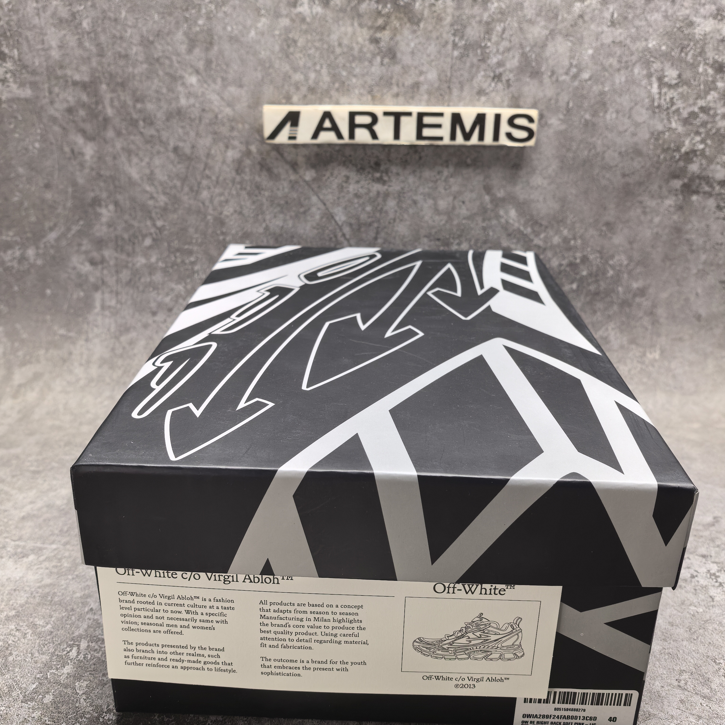 UA Off-White "BE RIGHT BACK"