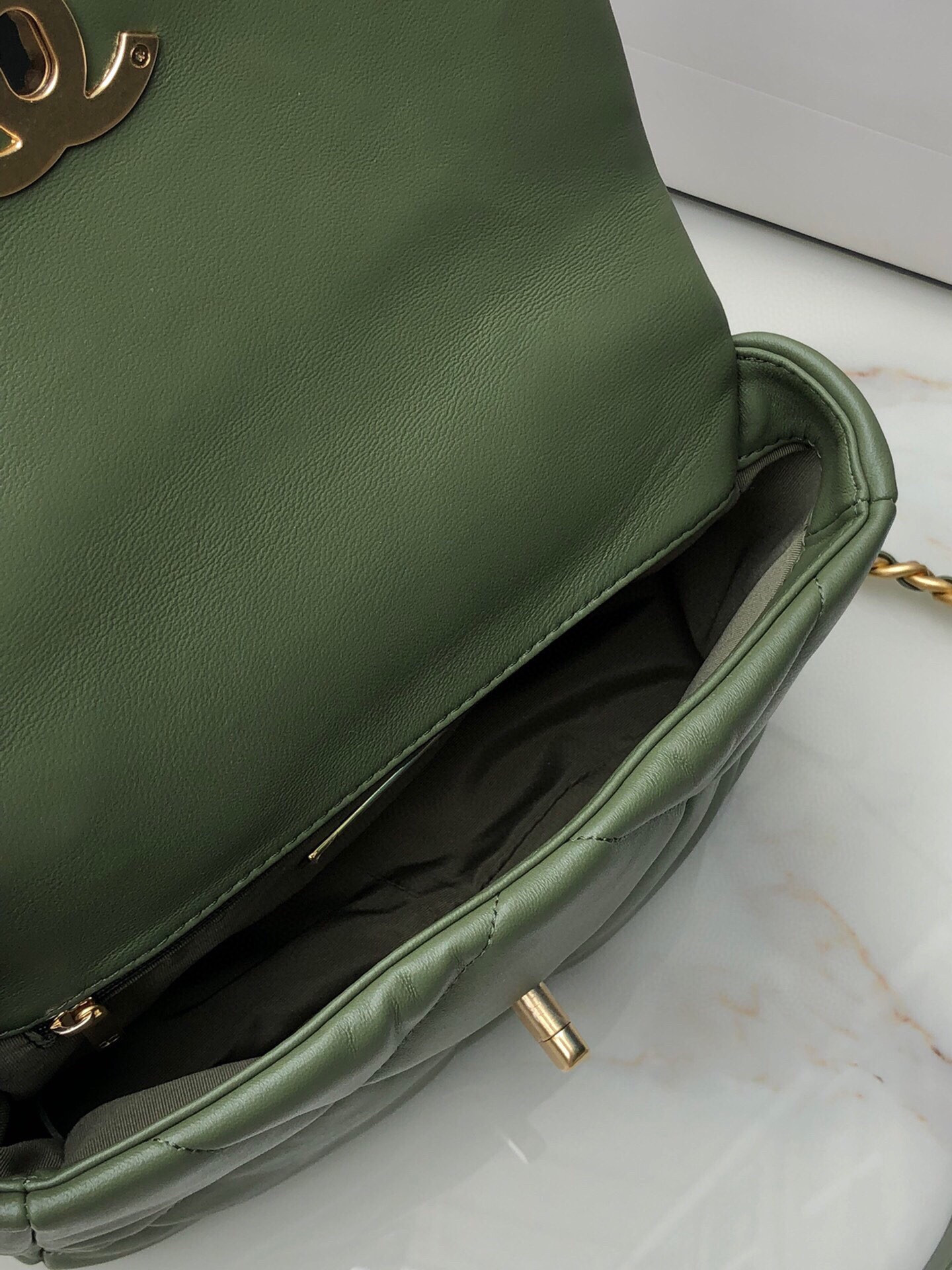 Ch*el 19 handbag shiny leather, gold-tone 16×26×9cm