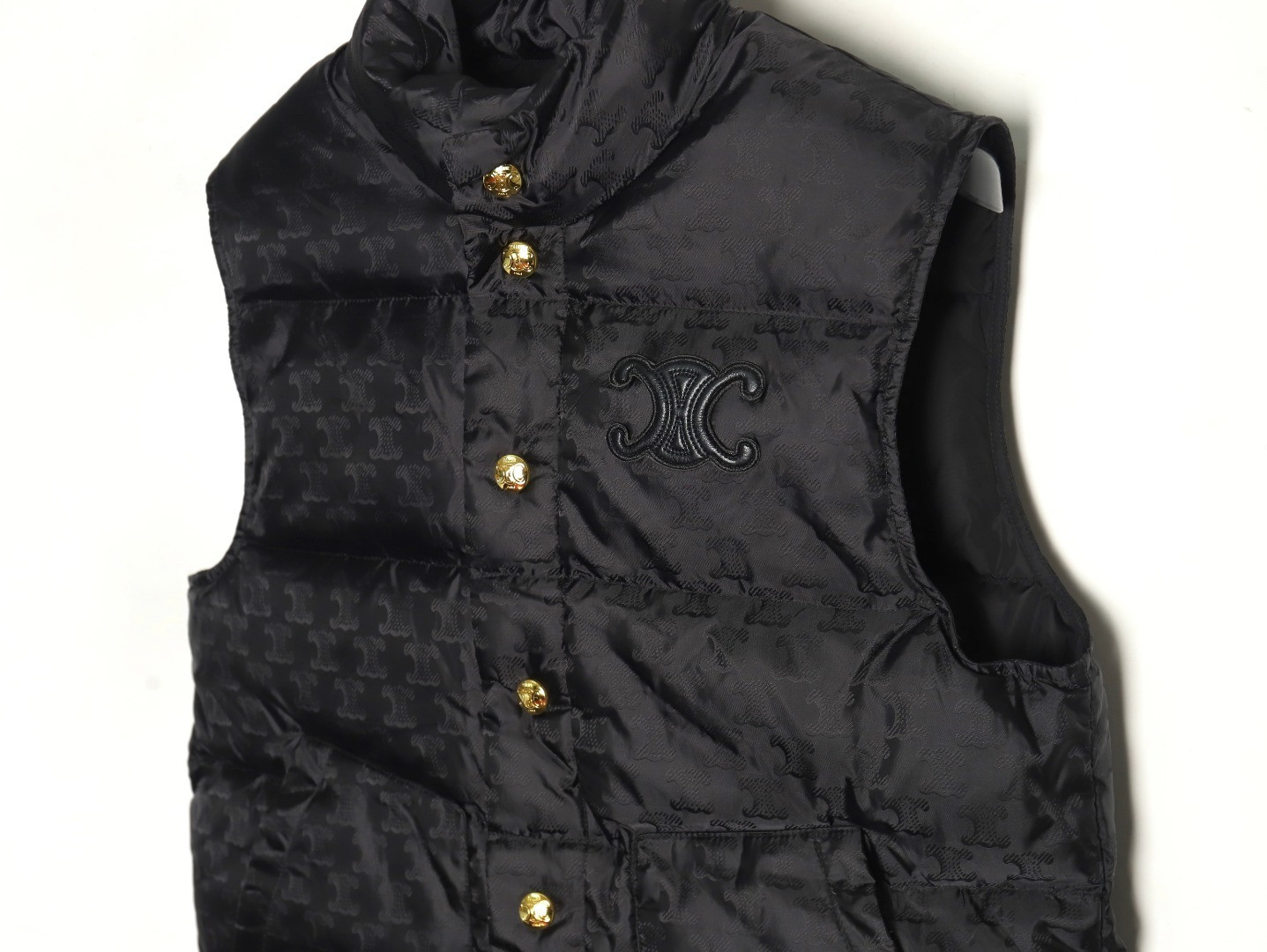 Ce**e ce puffer vest