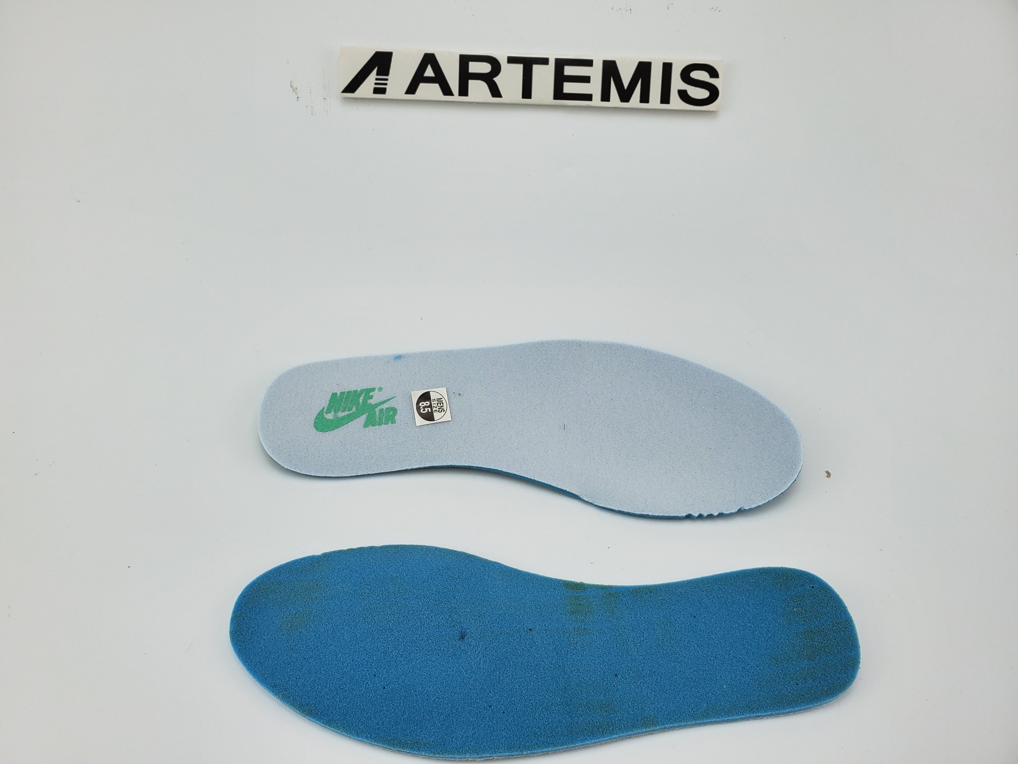 Jordan 1 Retro High Igloo