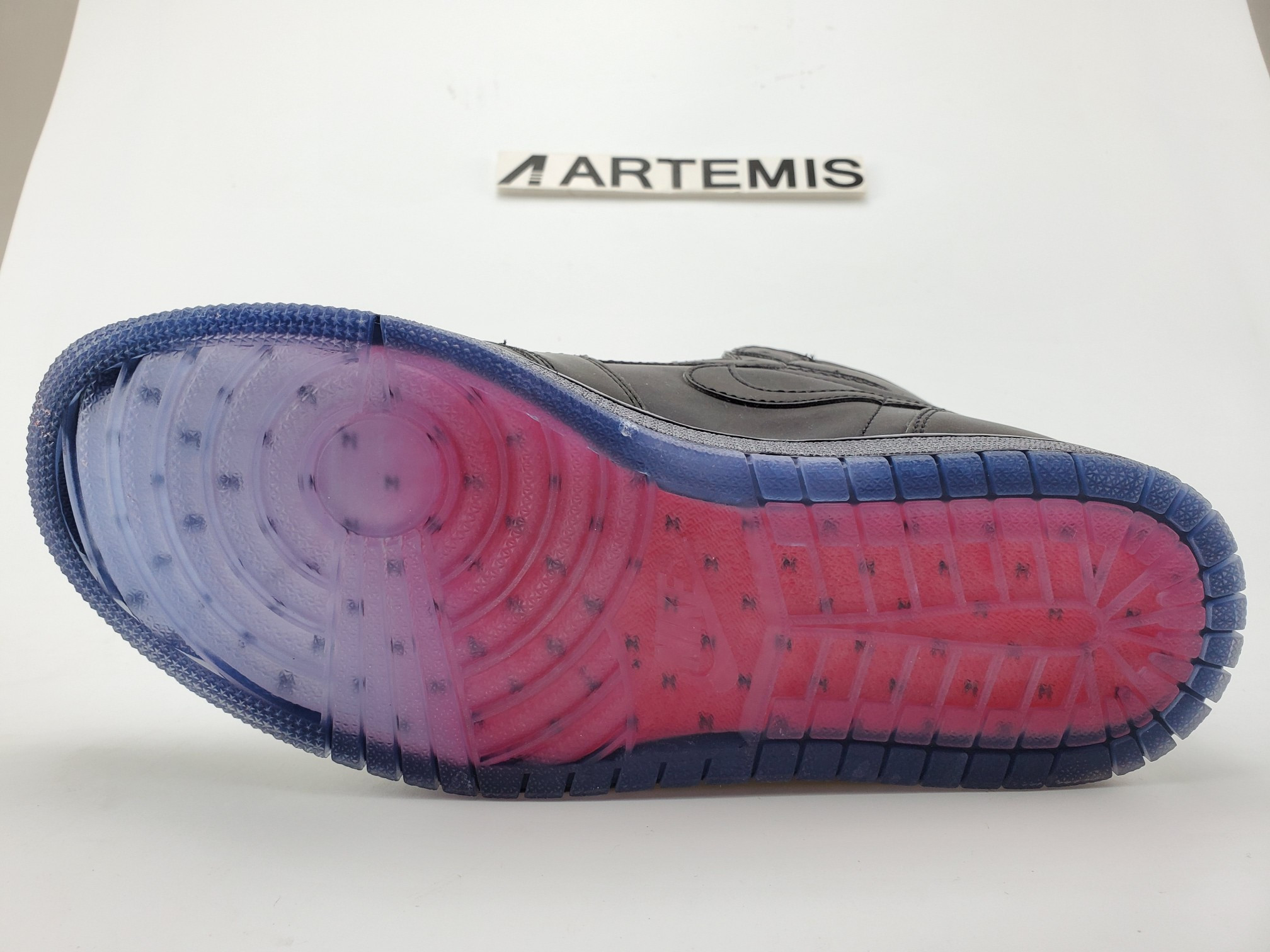 Air Jordan 1 Retro High Zoom Fearless