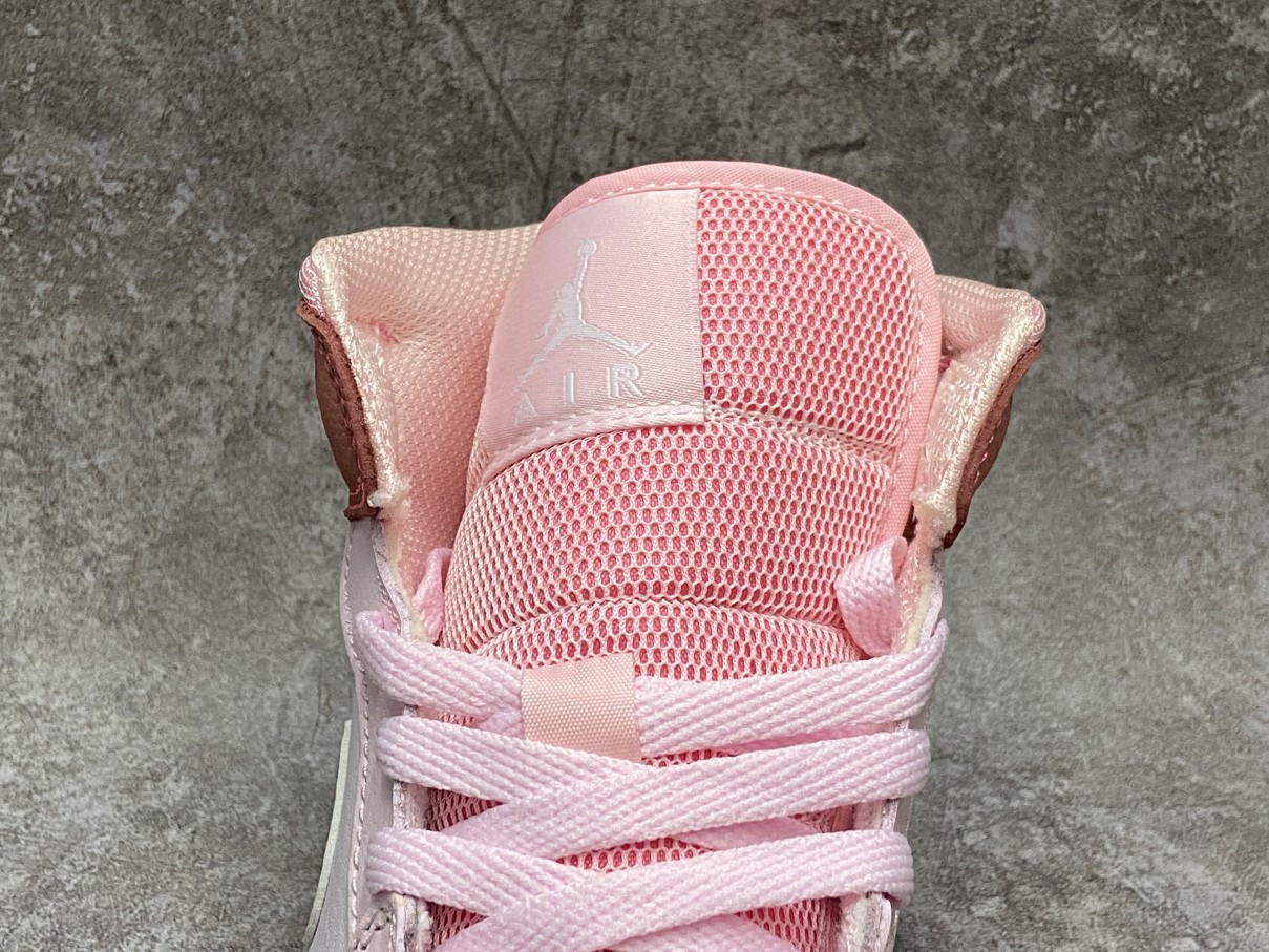 Air Jordan 1 Mid Digital Pink