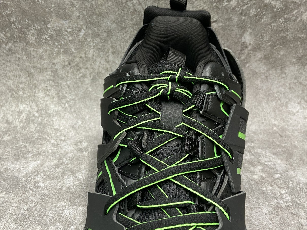 Balenciga Track Black