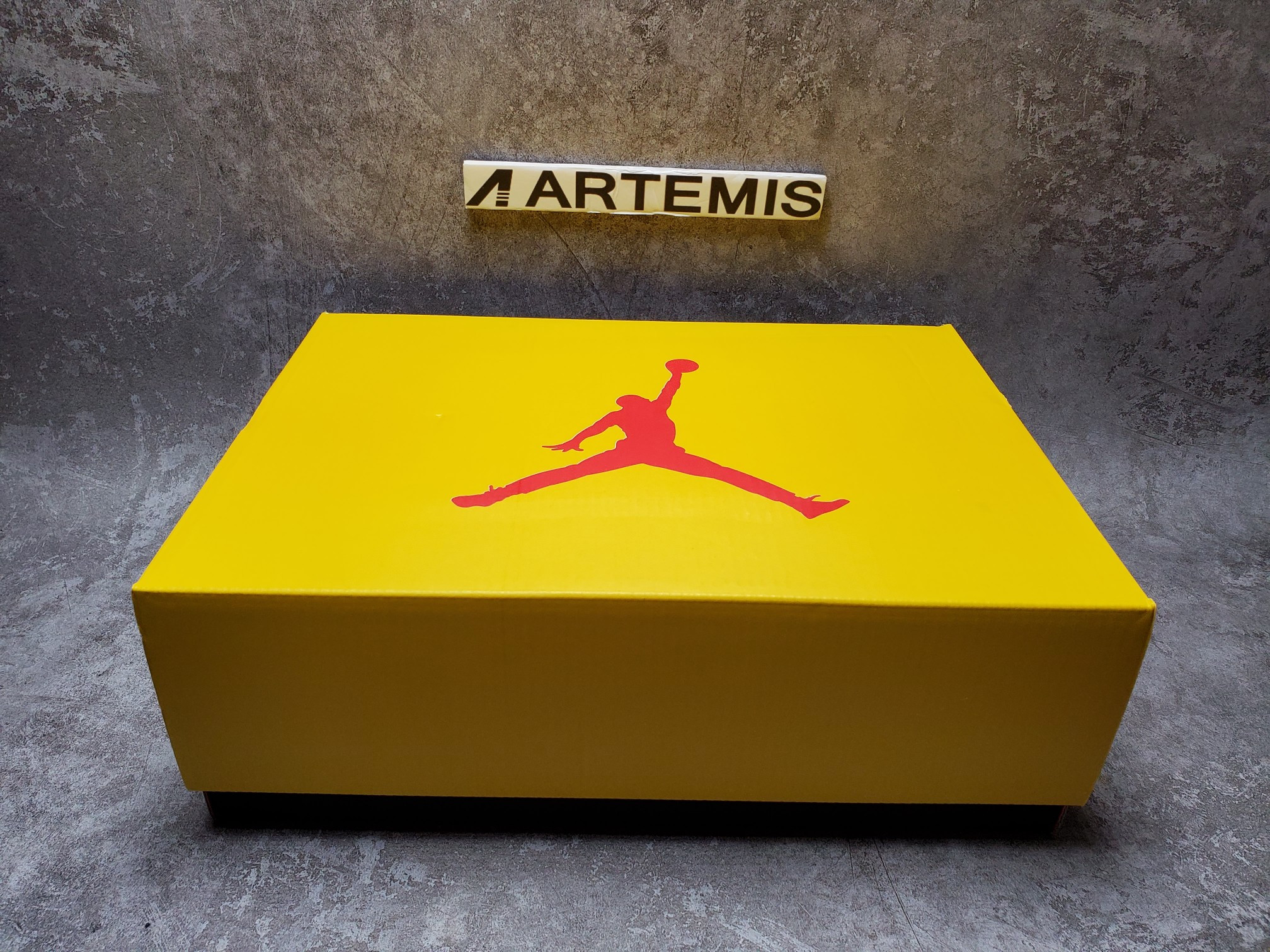 Air Jordan 6 Travis Scott X Retro Cactus Jack Yellow