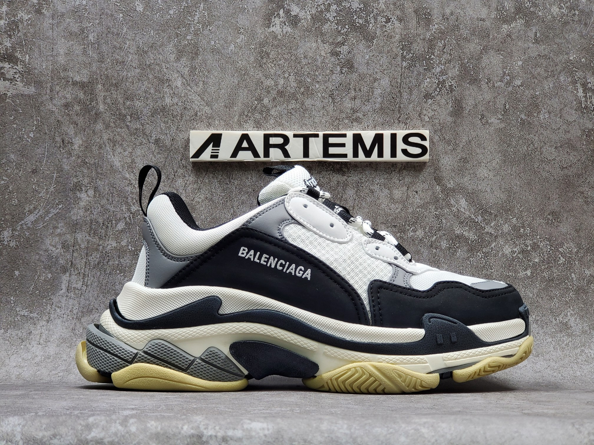 Balenciga Triple S White Black