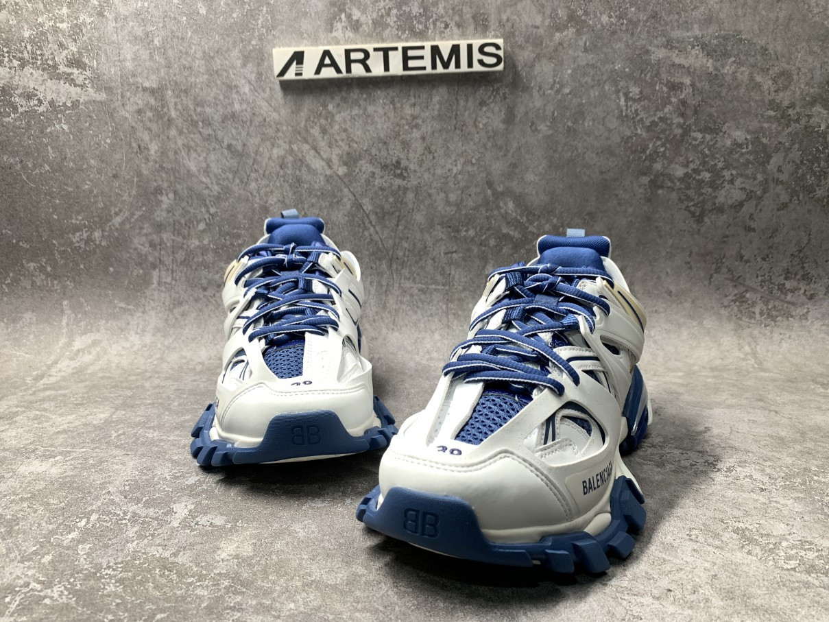 Balenciga Track Worn Out In Light Grey