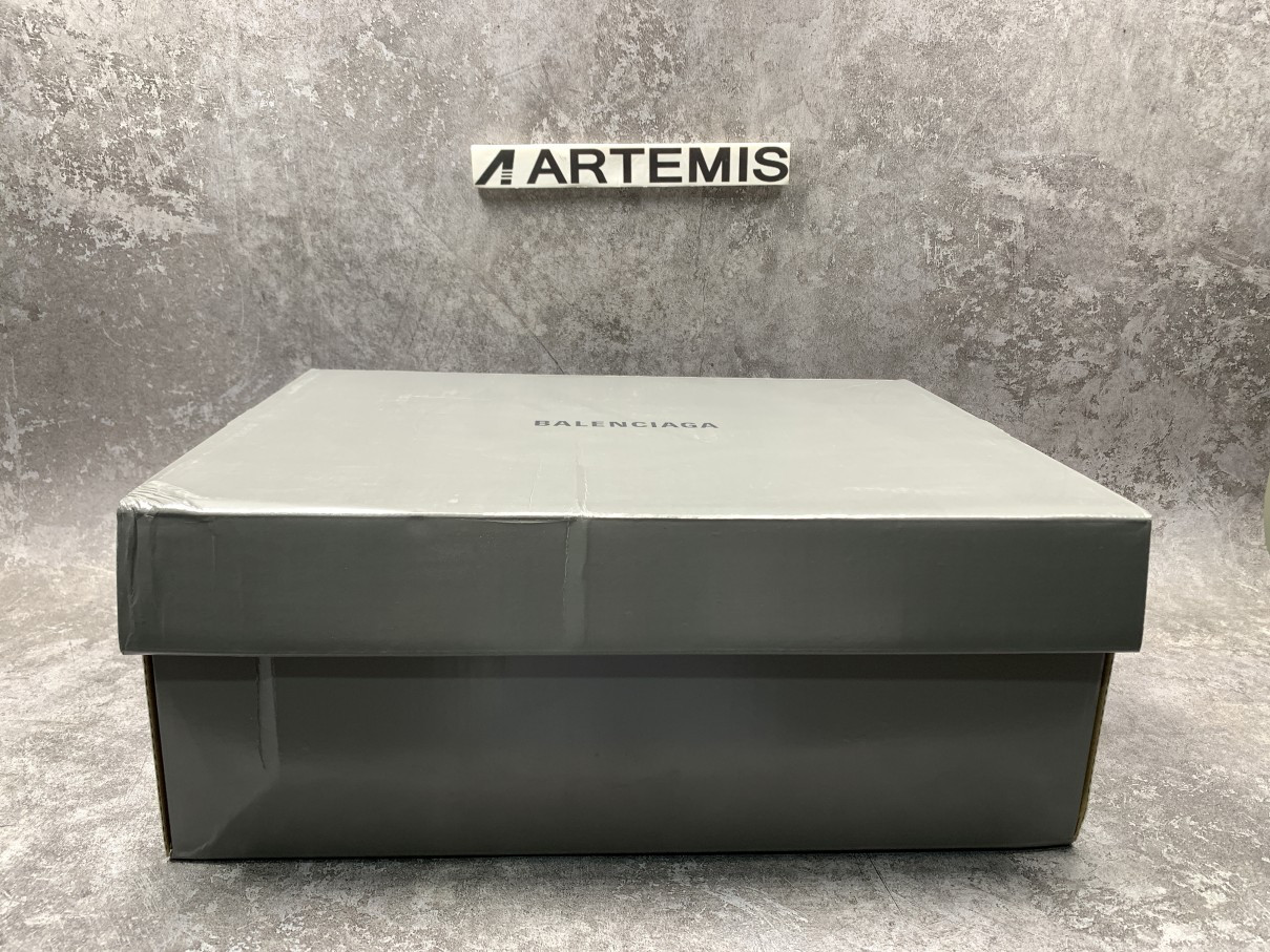 Balenciga Triple S Allover Logo Pink