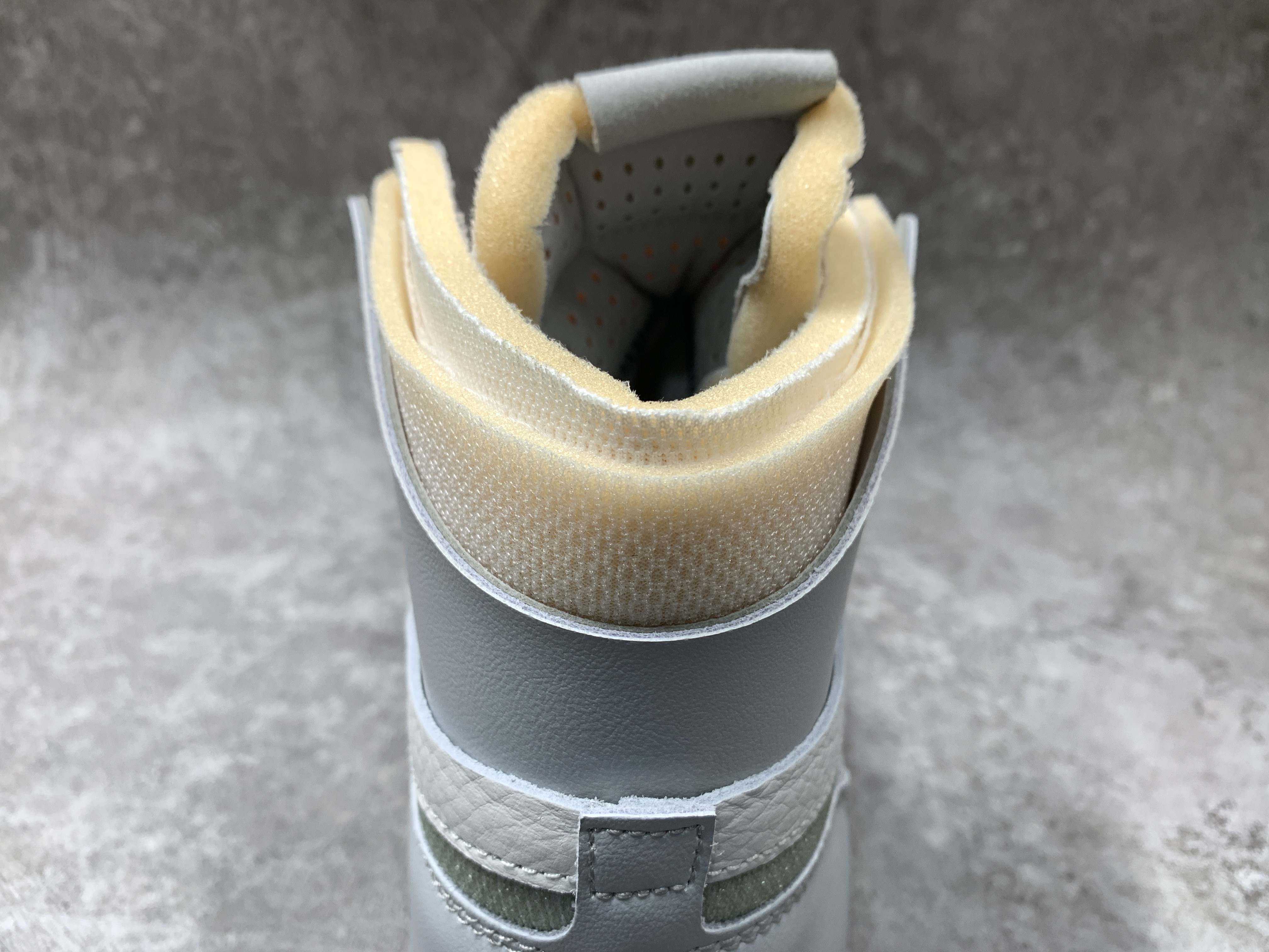 Air Jordan 1 High Zoom CMFT London