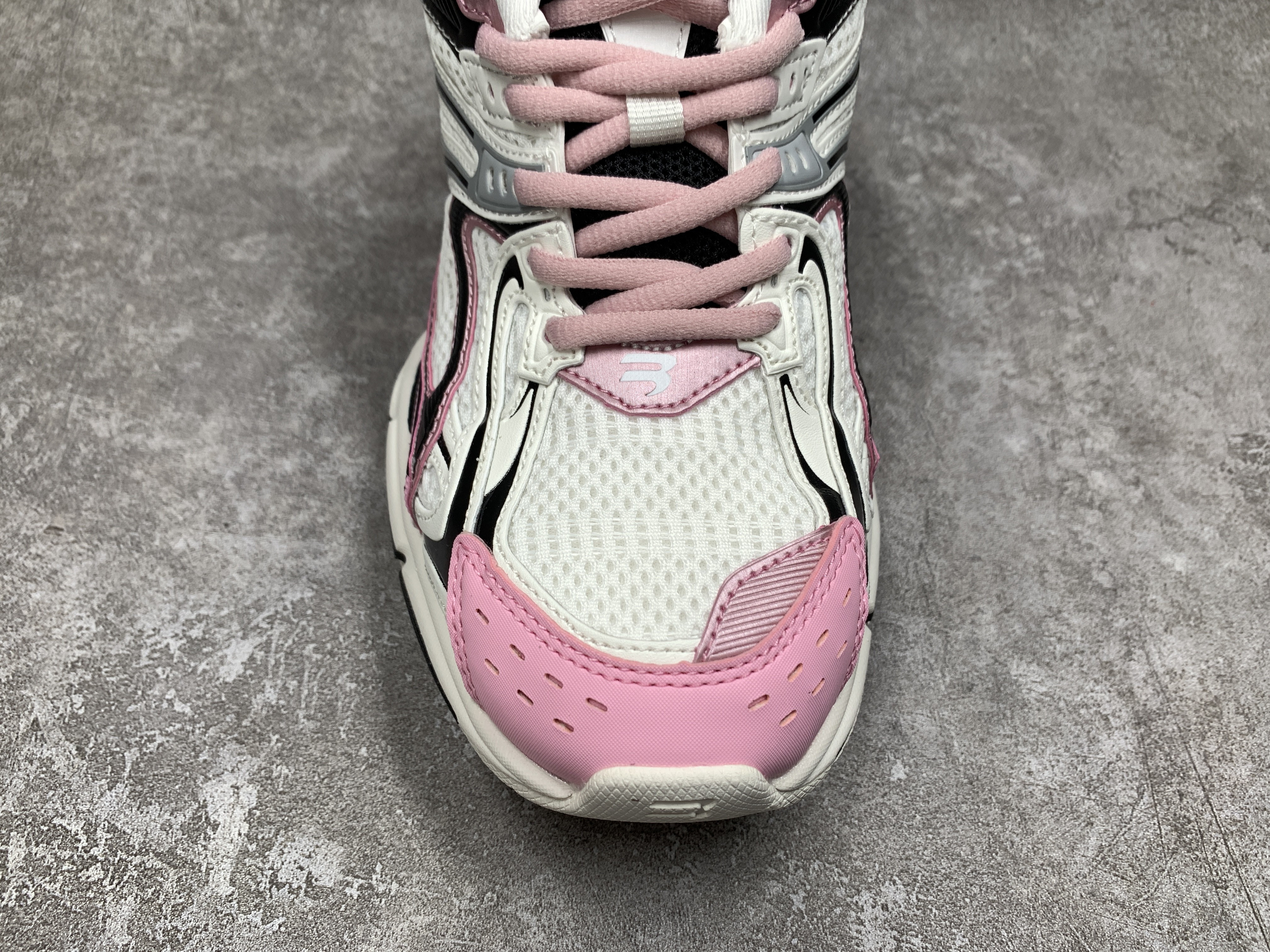 Balenciga X-Pander Pink Silver