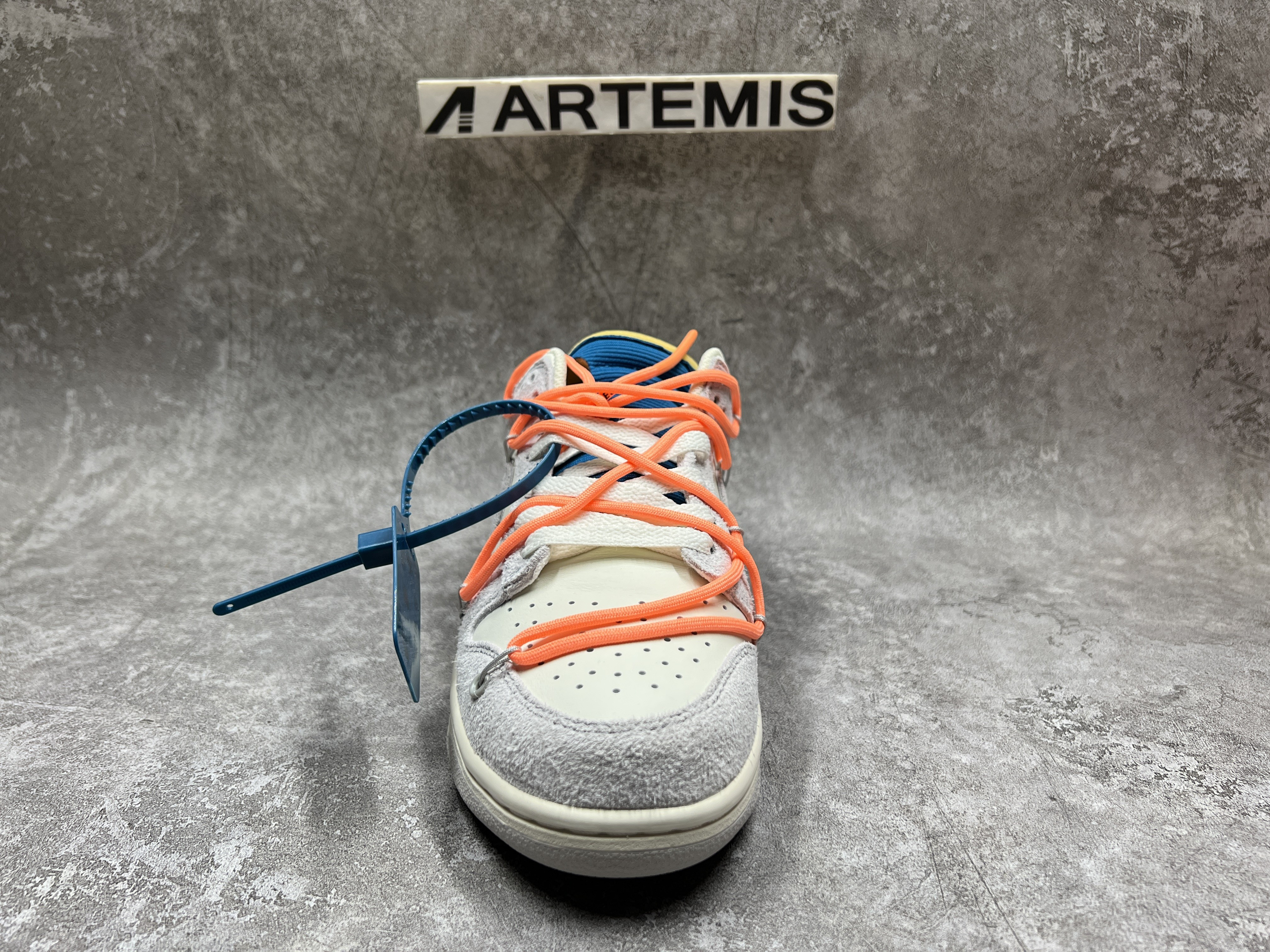 Nike Dunk Low Off-White Lot 19