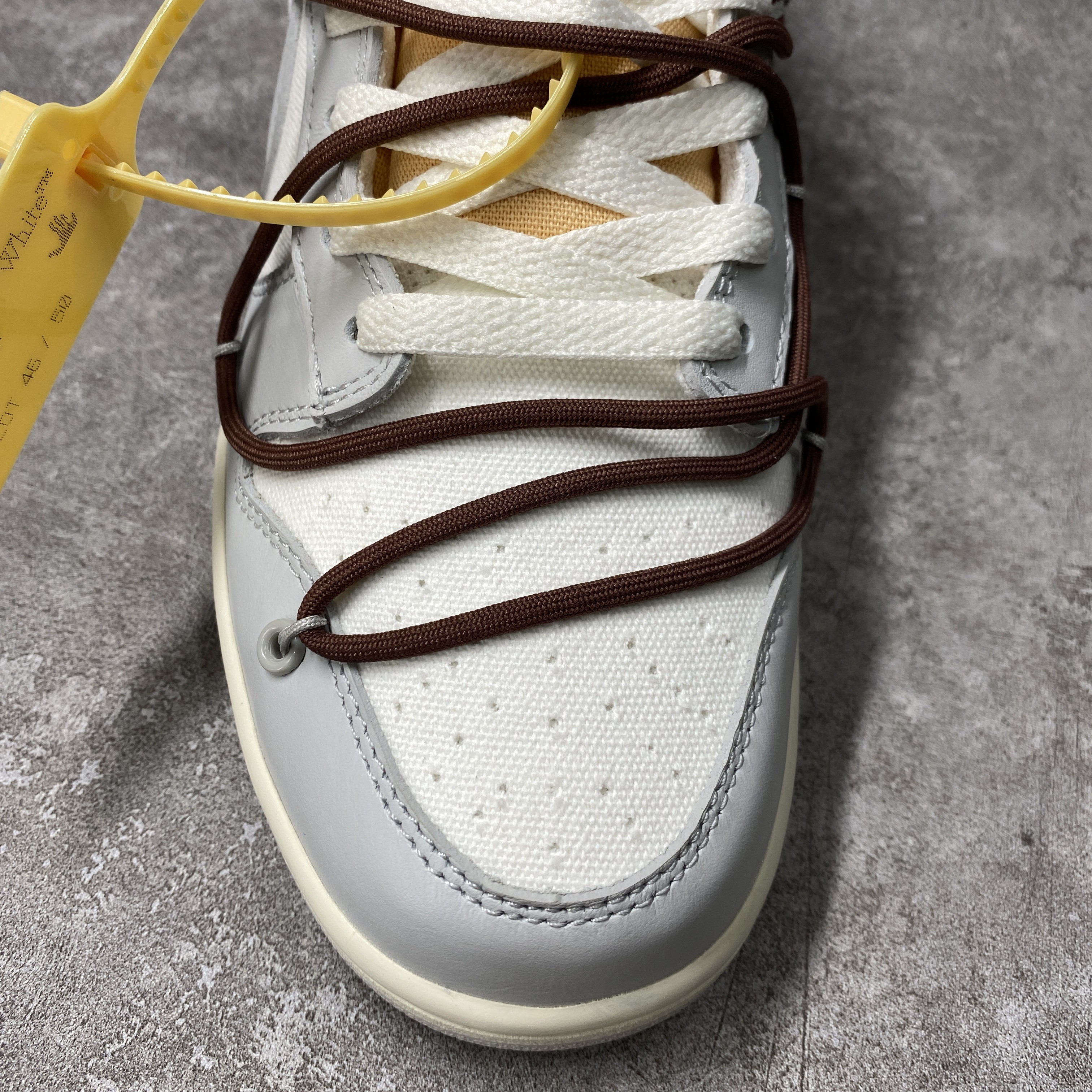 Nike Dunk Low Off-White Lot 46