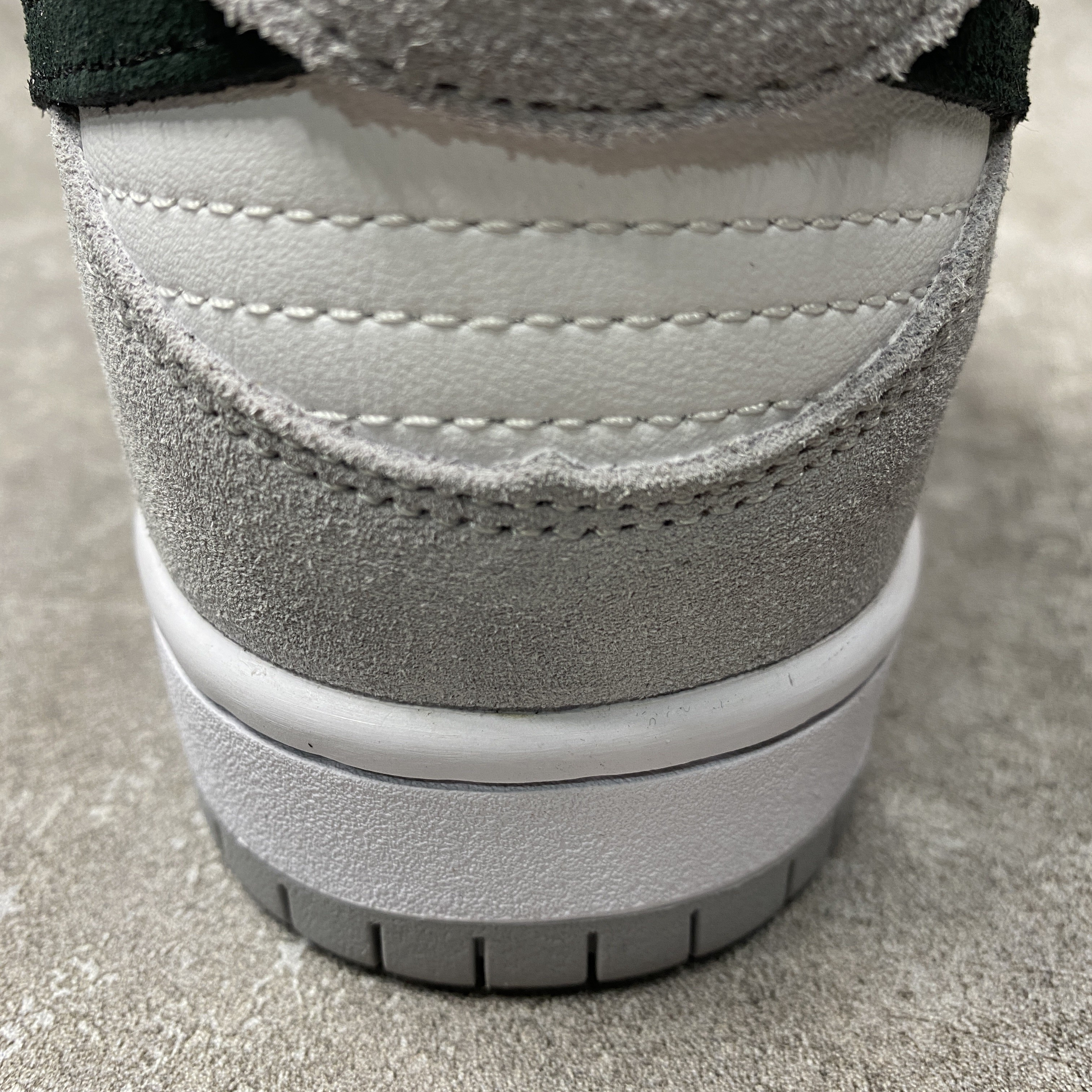 Nike SB Dunk Low Chlorophyll