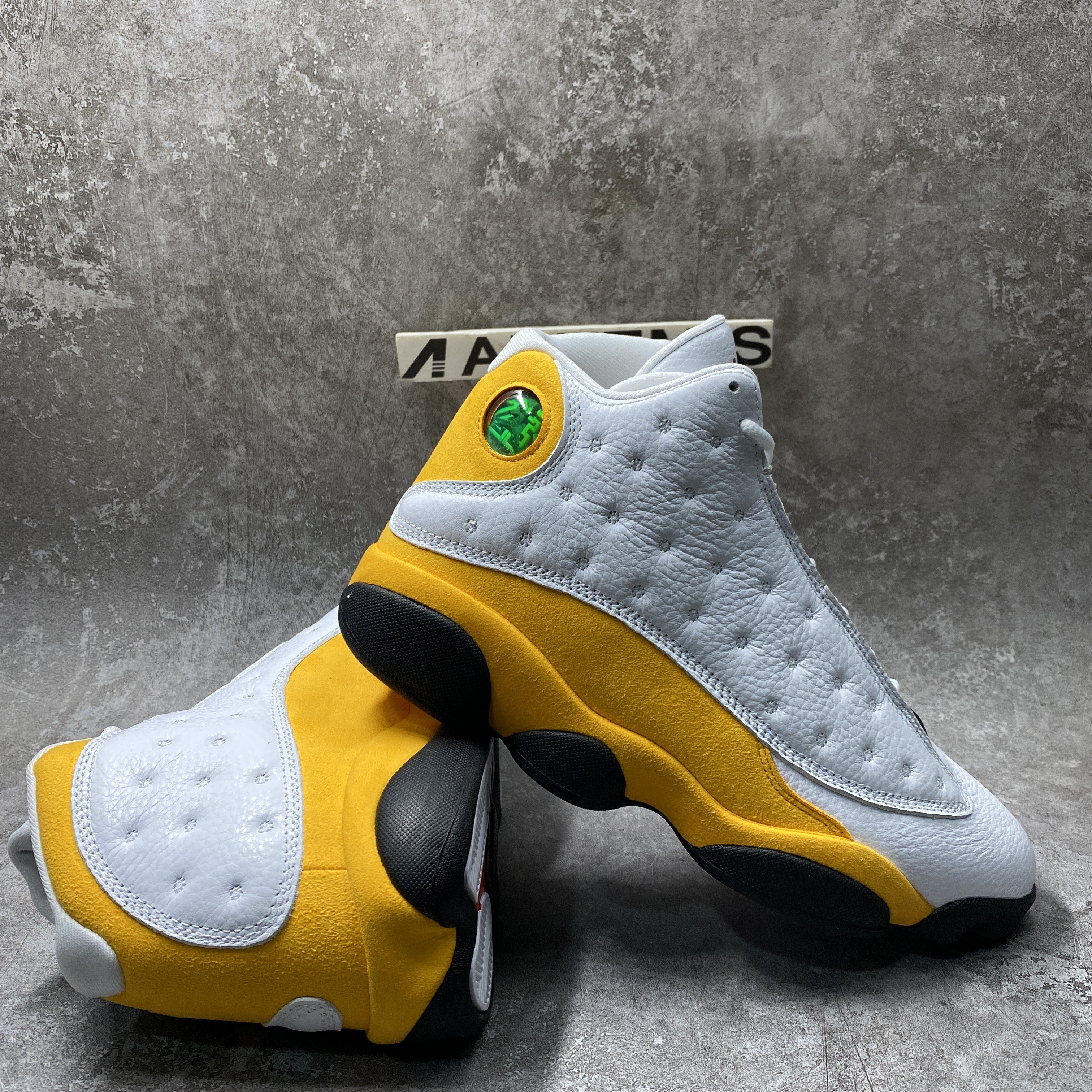 Air Jordan 13 Del Sol