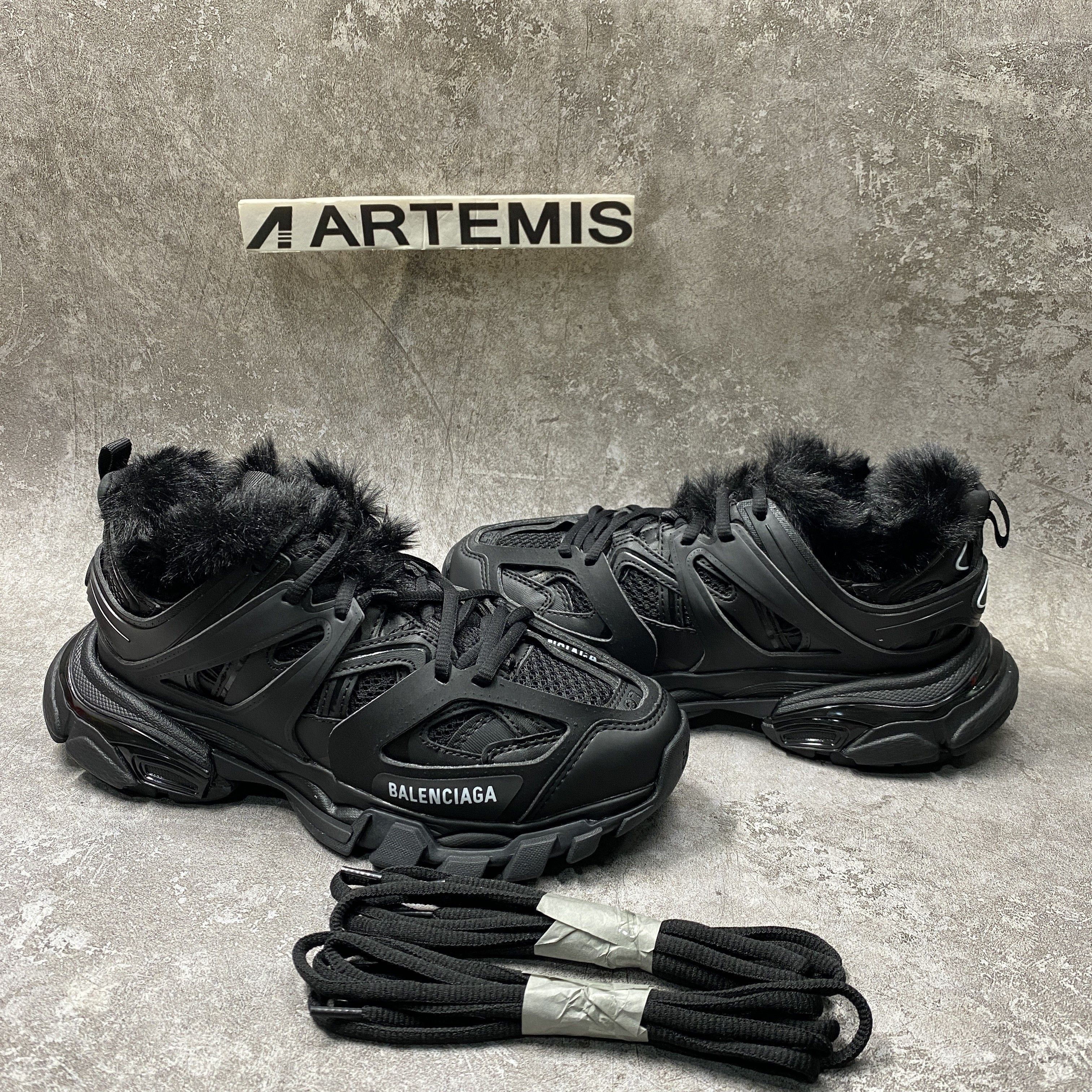 Balenciga Track Sneaker Black Fur