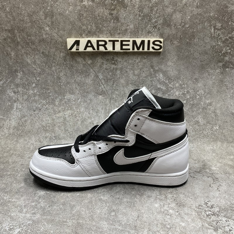 Air Jordan 1 Mid Spli Black White