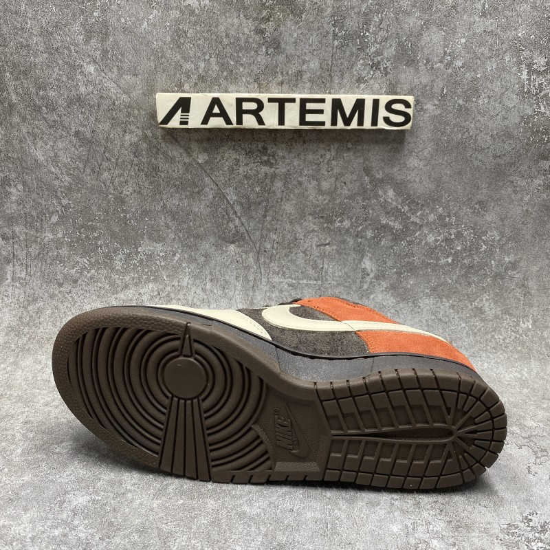 Nike Dunk Low Red Panda