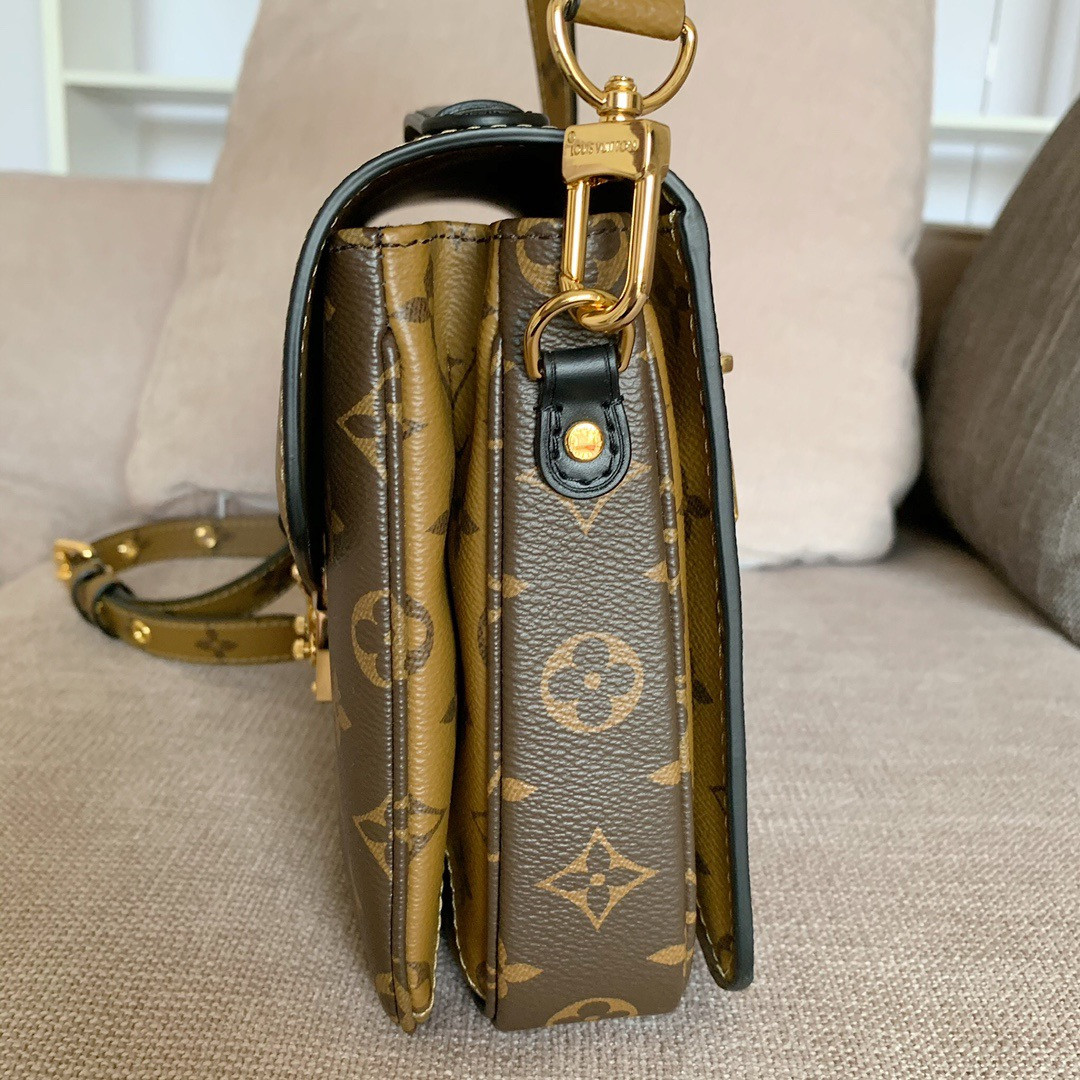 LV POCHETTE METIS M44876