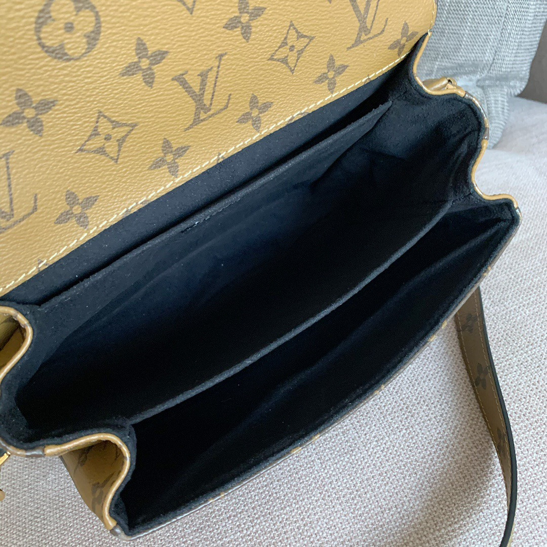 LV POCHETTE METIS M44876