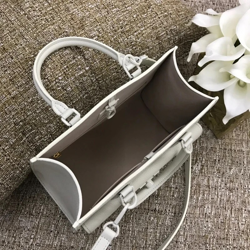 LOCKME TOTE PM M55817