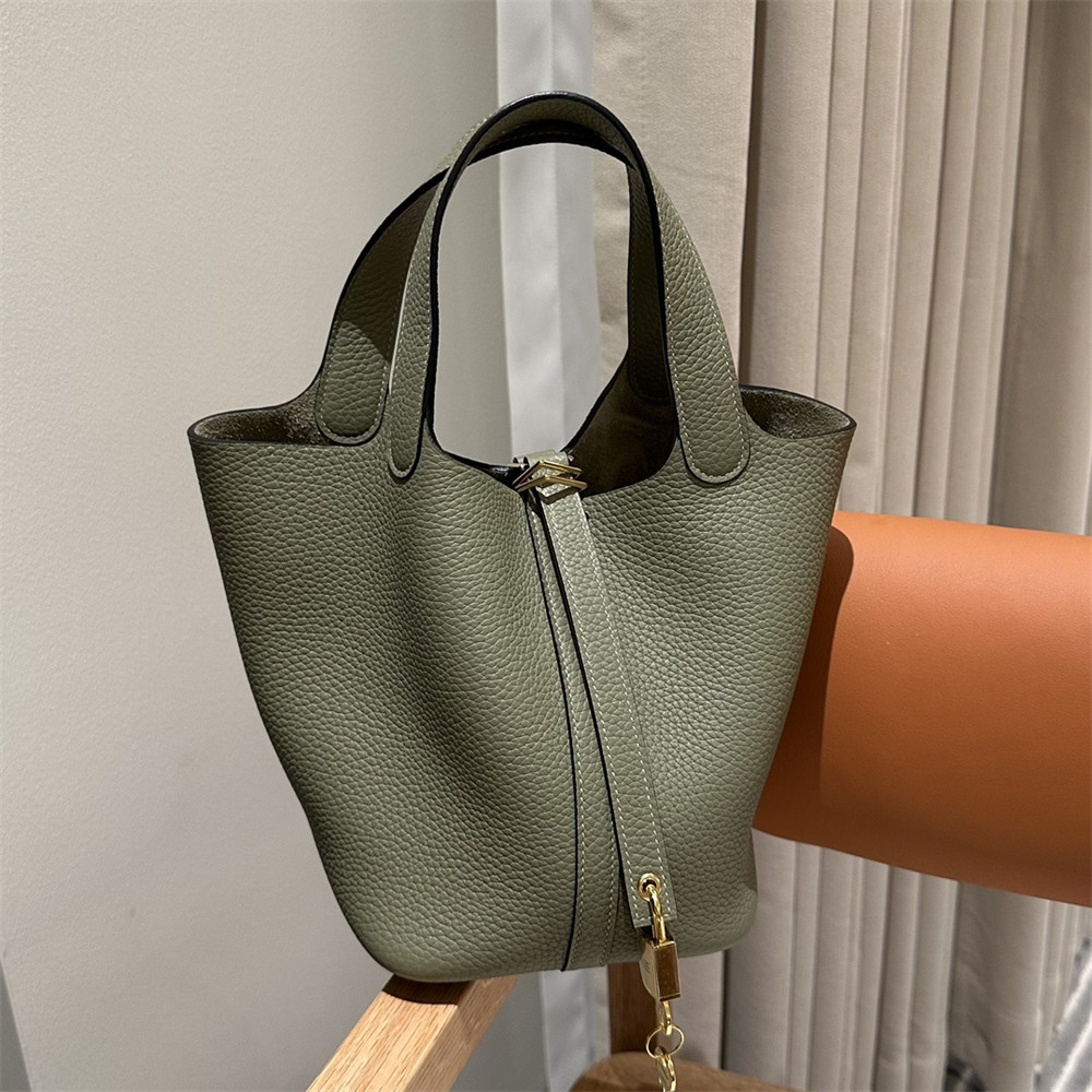 Hermès Picotin 18cm  sage greensage green without original box