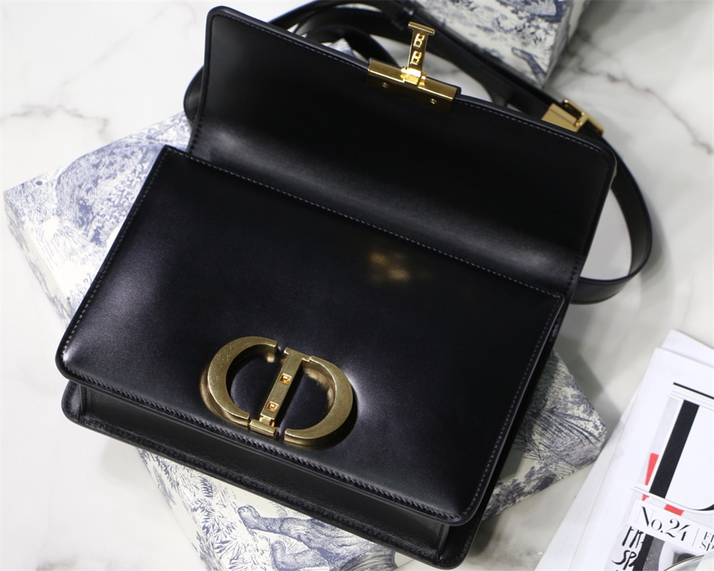 D*or 30 montaigne chain bag shiny black
