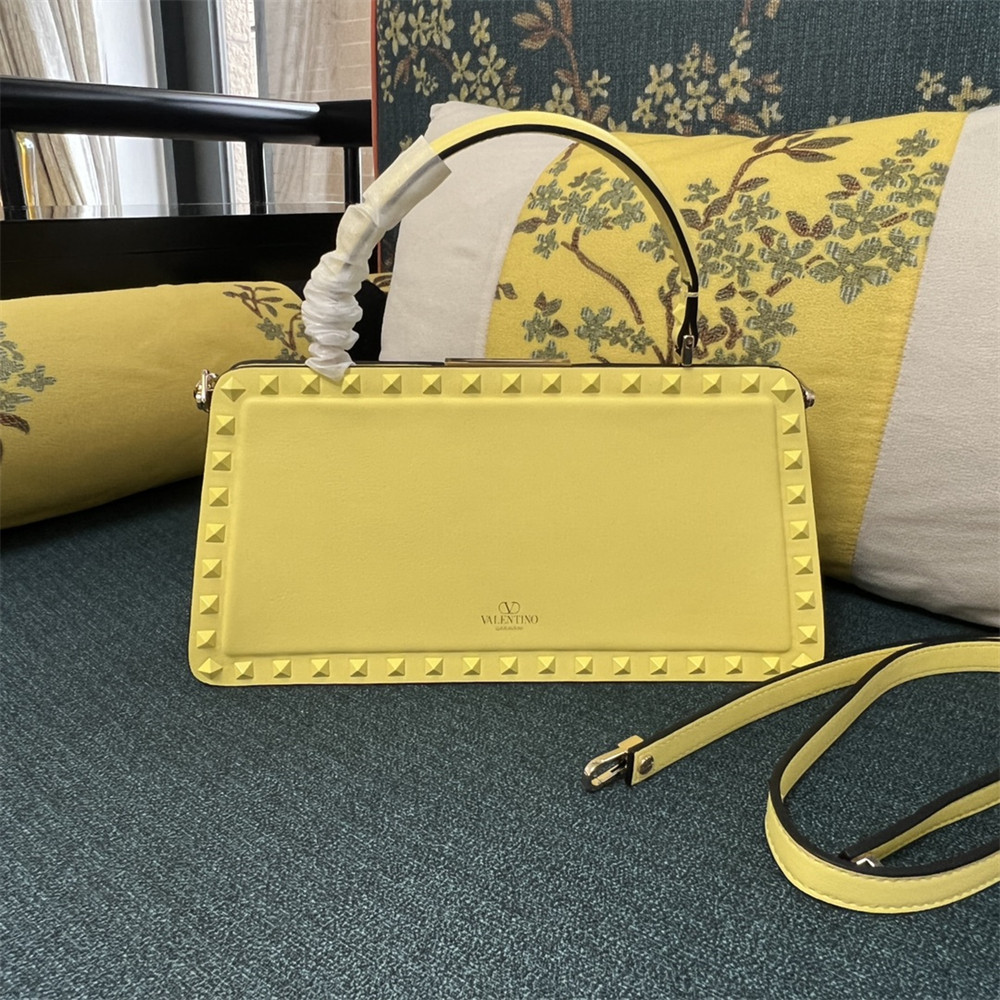 VALENTINO GARAVANI ROCKSTUD23 smooth calfskin handbag Yellow