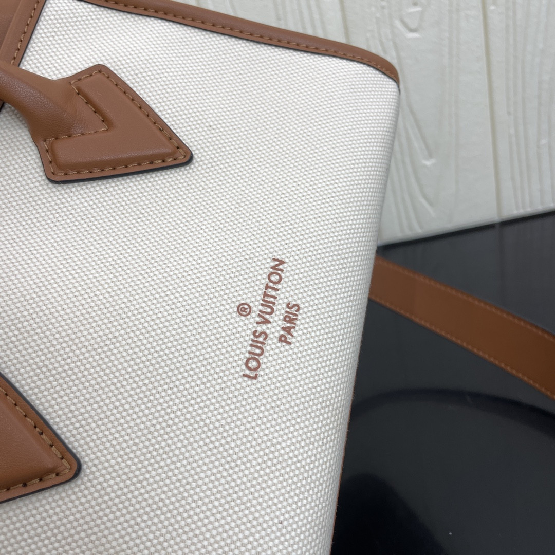 LV ON MY SIDE PM M59905 25 x 20 x 12 CM