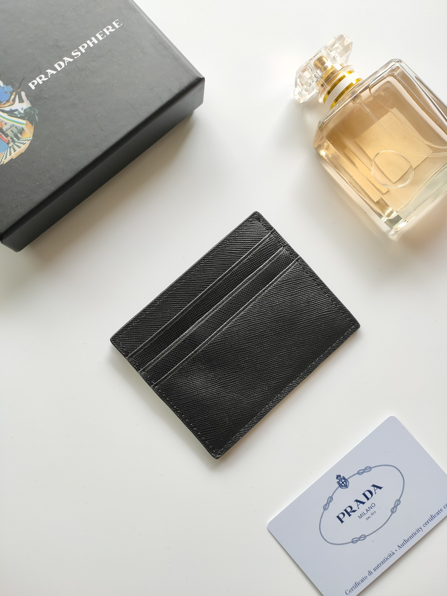 Pra*a card holder 8-10cm