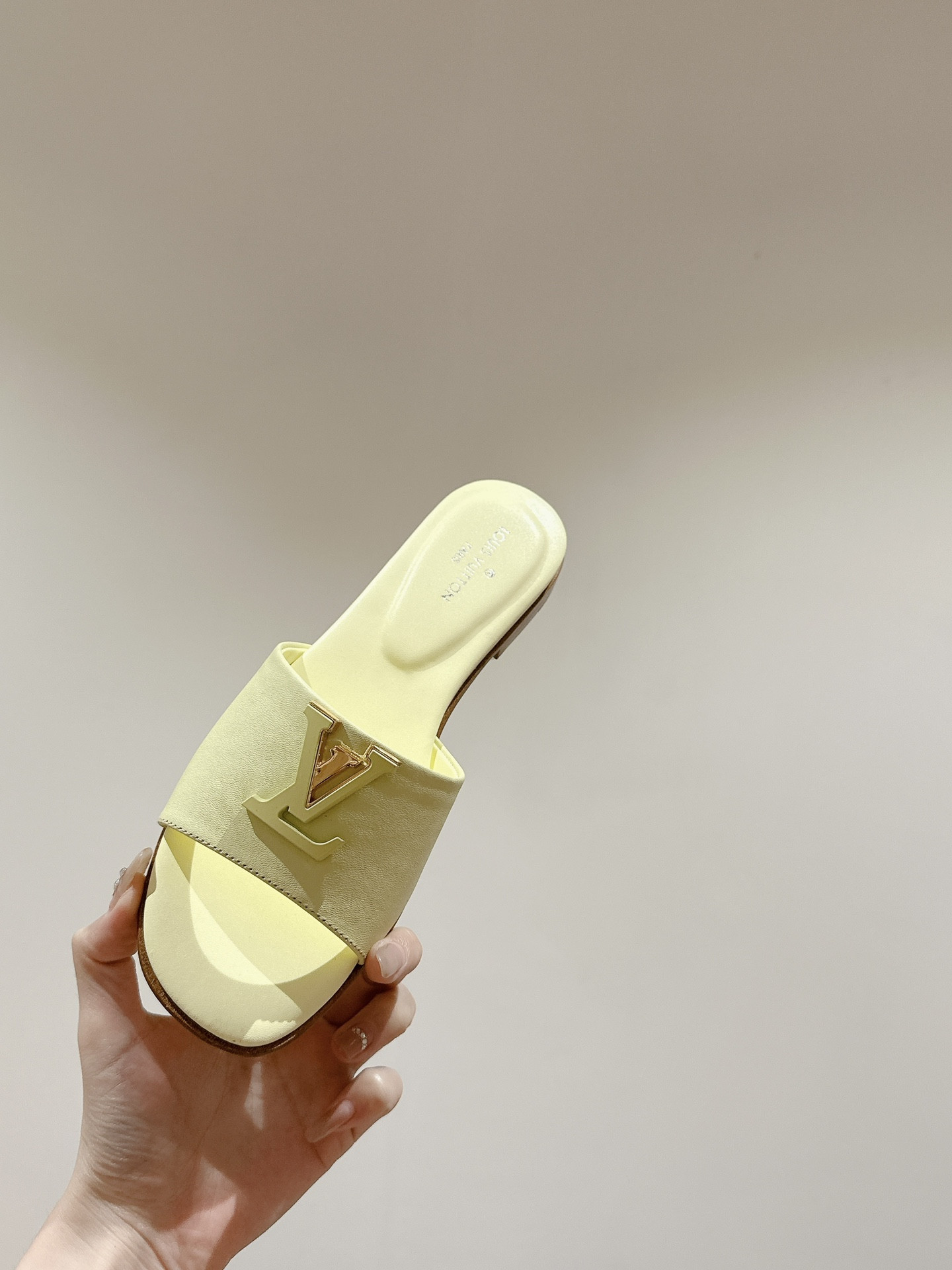 UA LV Capri Flat Mule