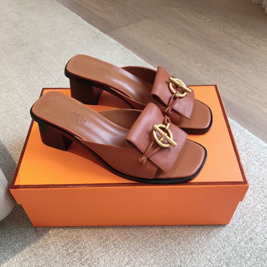 UA Hermès Isle sandal