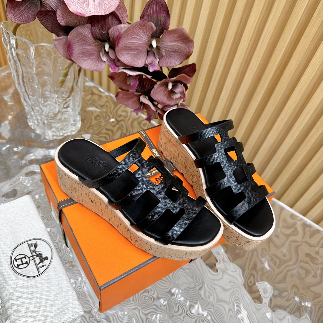 UA Hermès Isabella 30 sandal