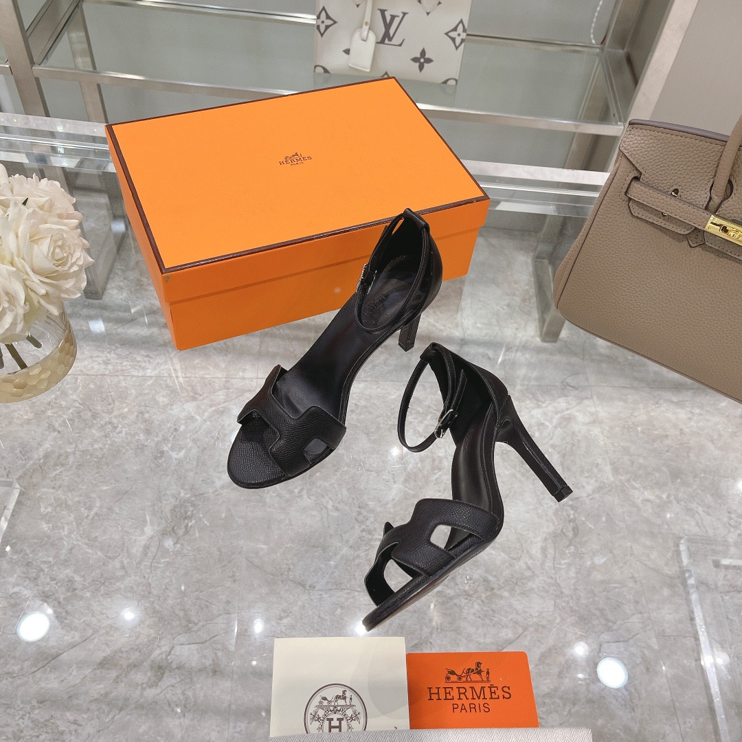 UA Hermès Heeled Sandal