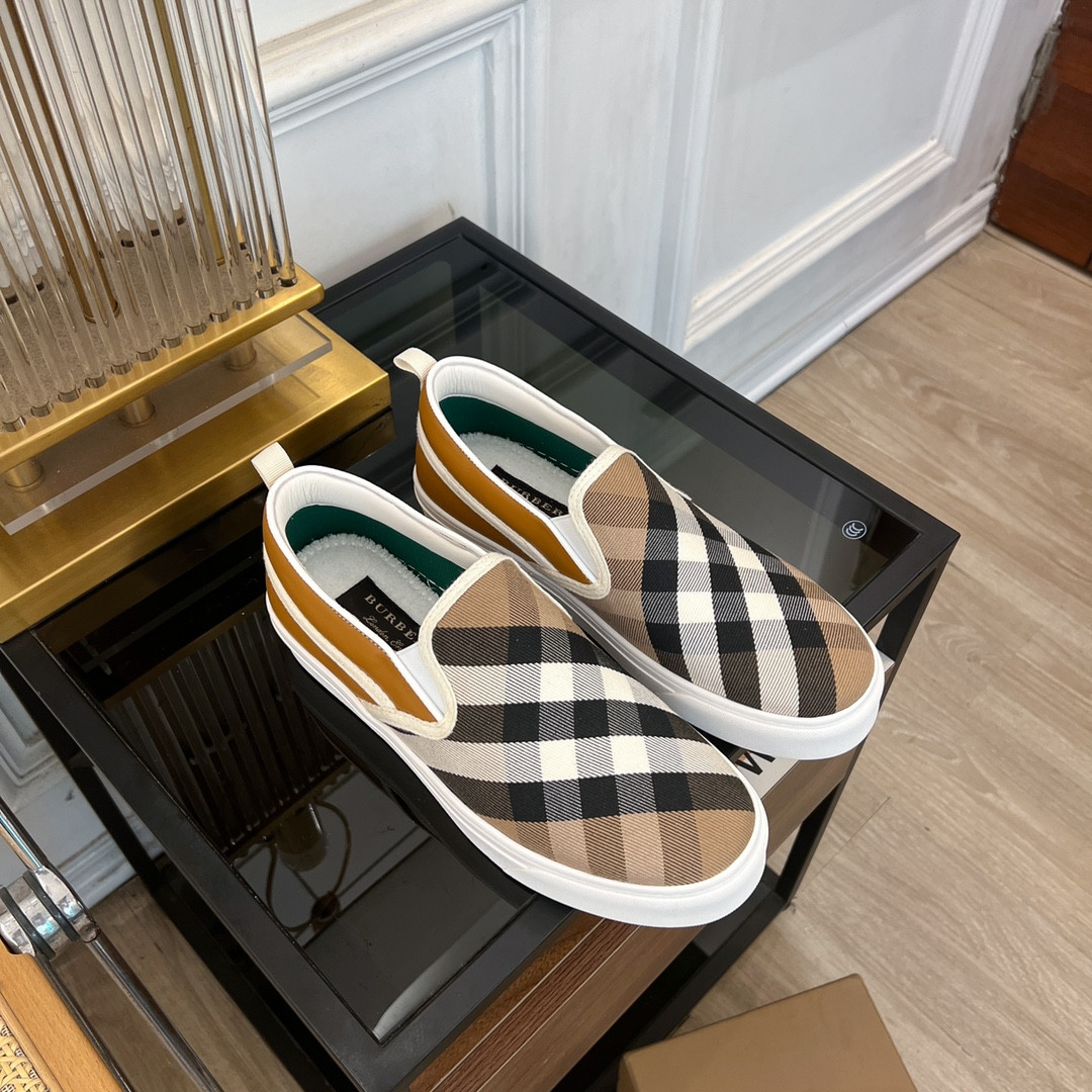 ua B**rry slip on sneakers