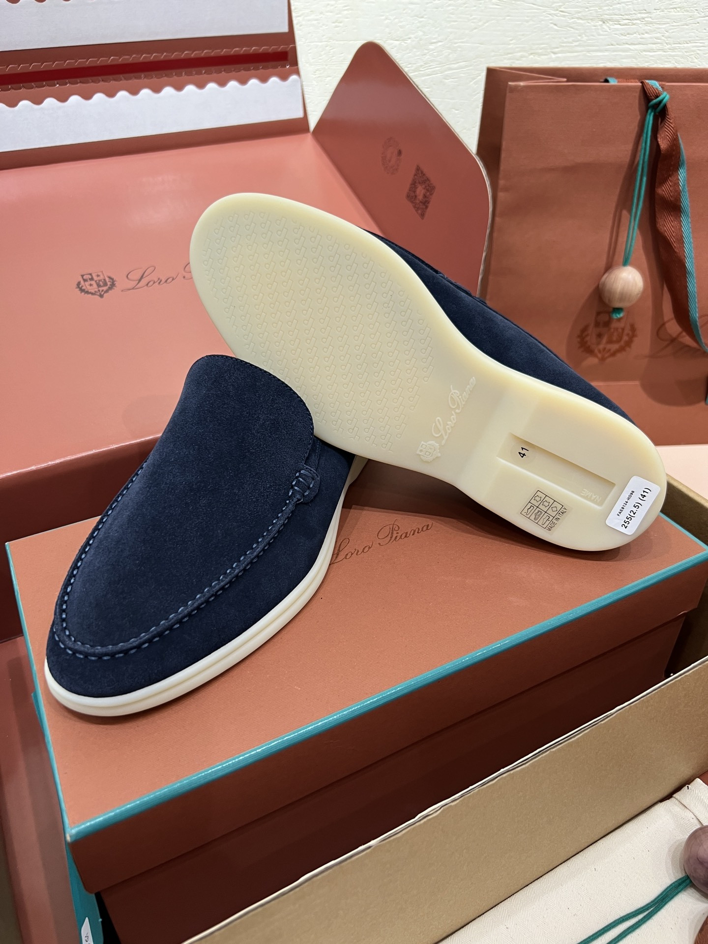 ua L**o p*ana summer walk loafers