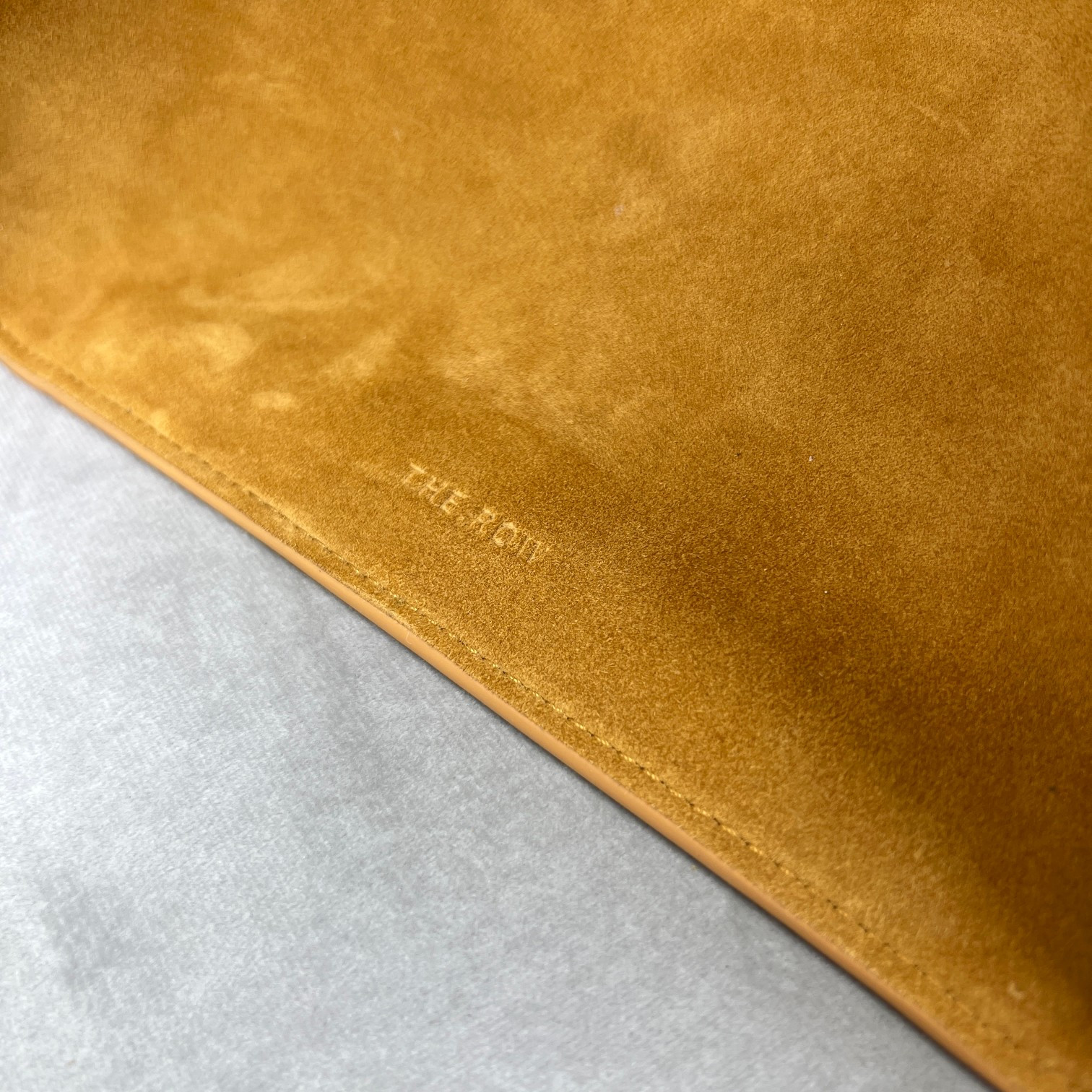 T*e R0w margaux 15 38.5x16x30cm